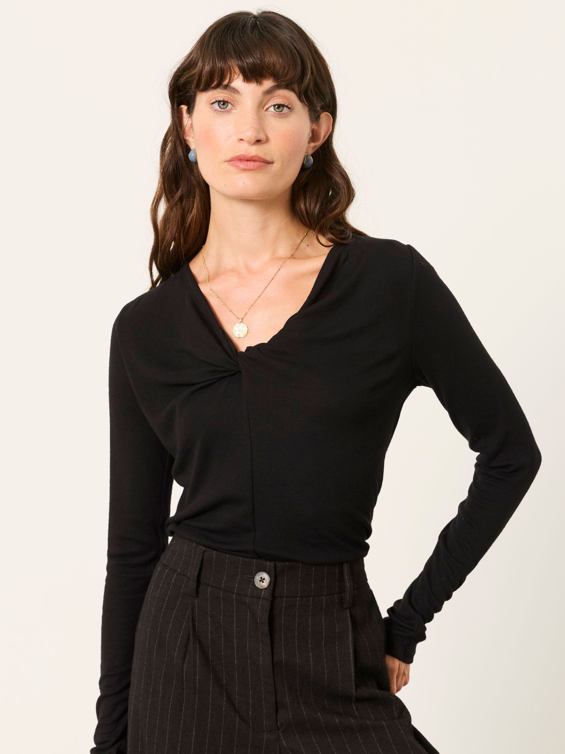 Black - Twist Front Long Sleeve Top