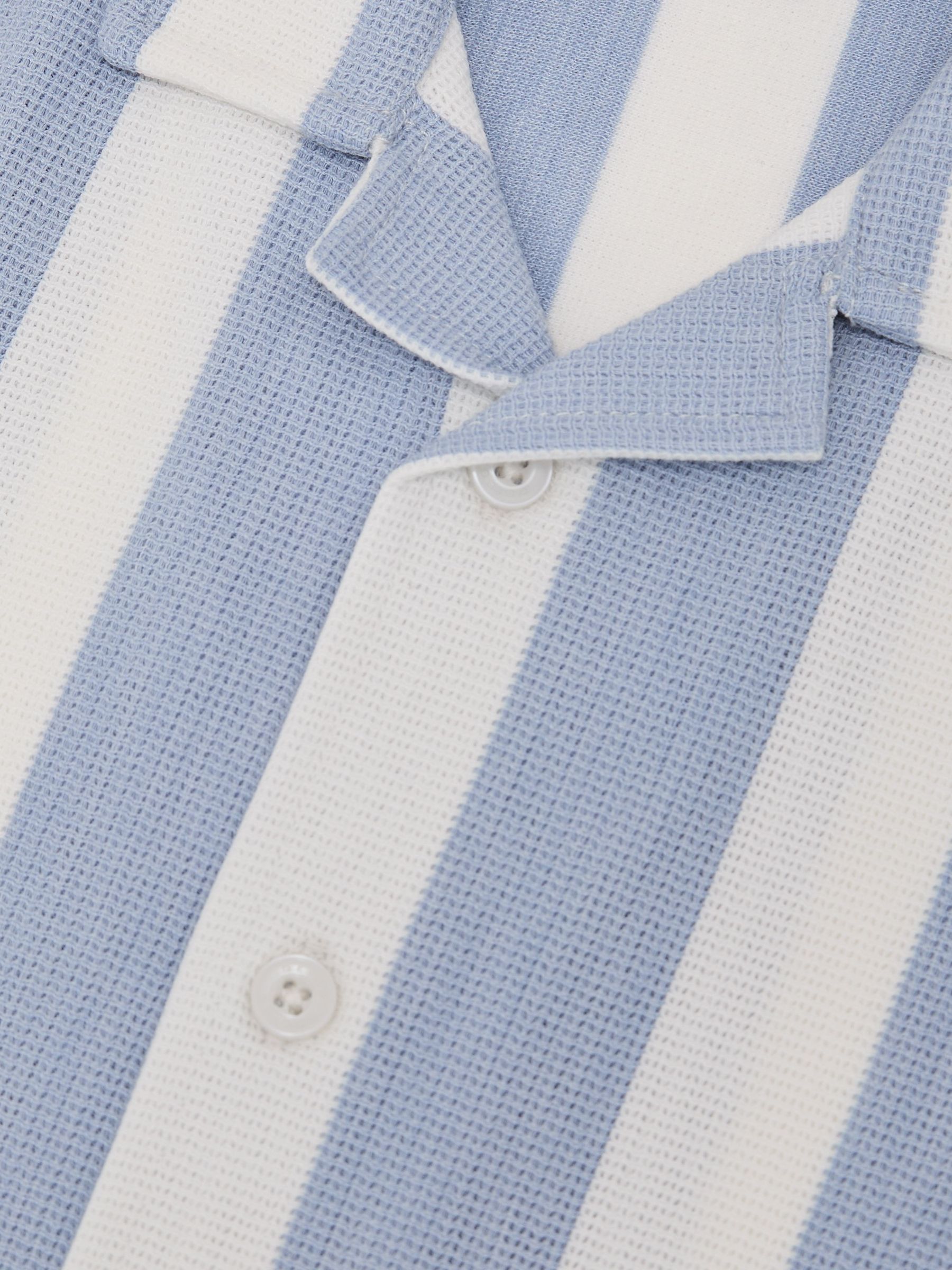 Shirts in Pale Blue/White (W11339) | €55