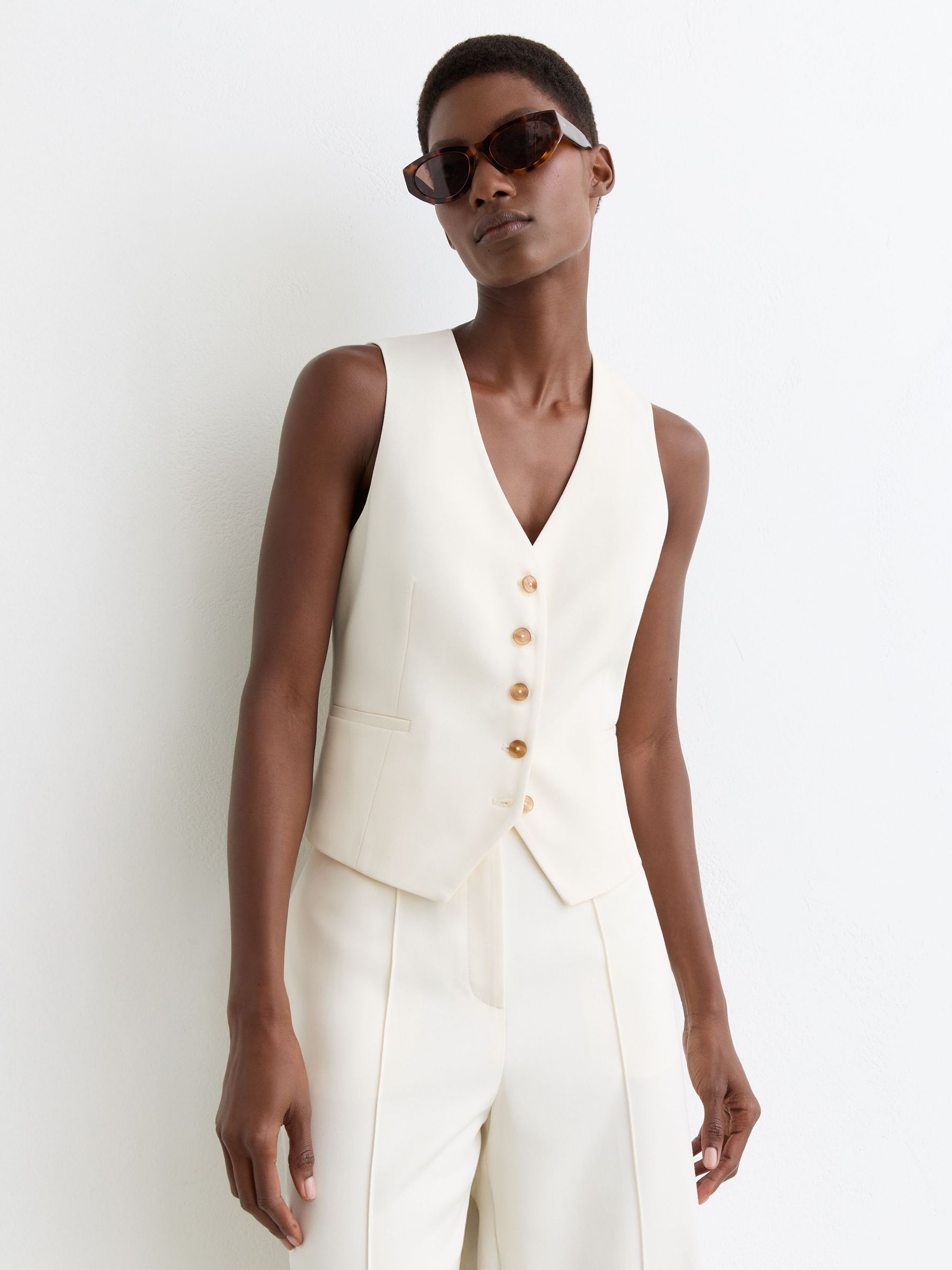 Button-Through Tailored Waistcoat in Cream (W13074) | HK$2,040