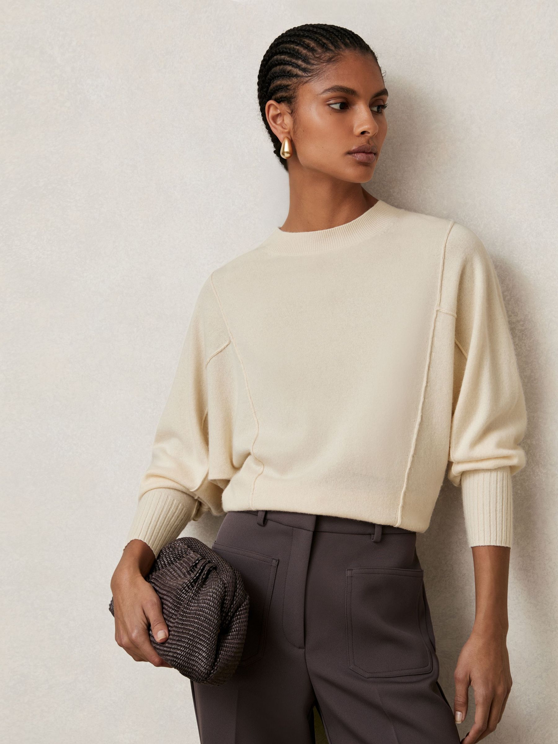 Wool-Blend Reverse-Seam Batwing Jumper With Cashmere in Cream (W25003) | €130