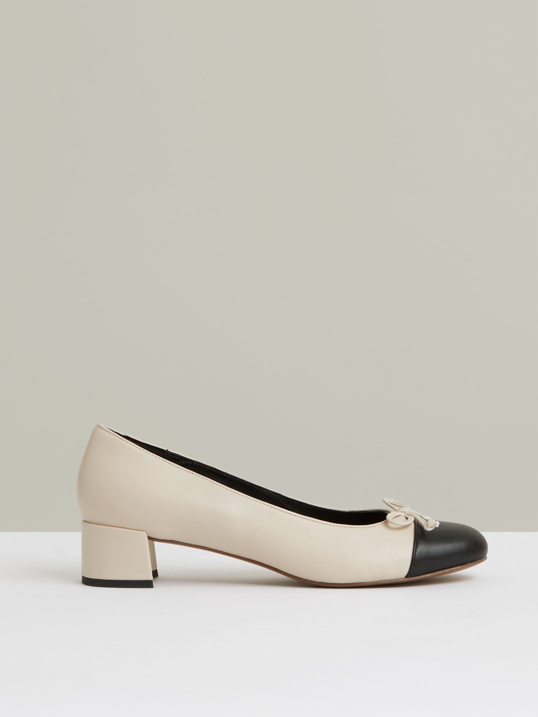 Leather Block Heel Ballerina Shoes in White/Black (W31587) | €126