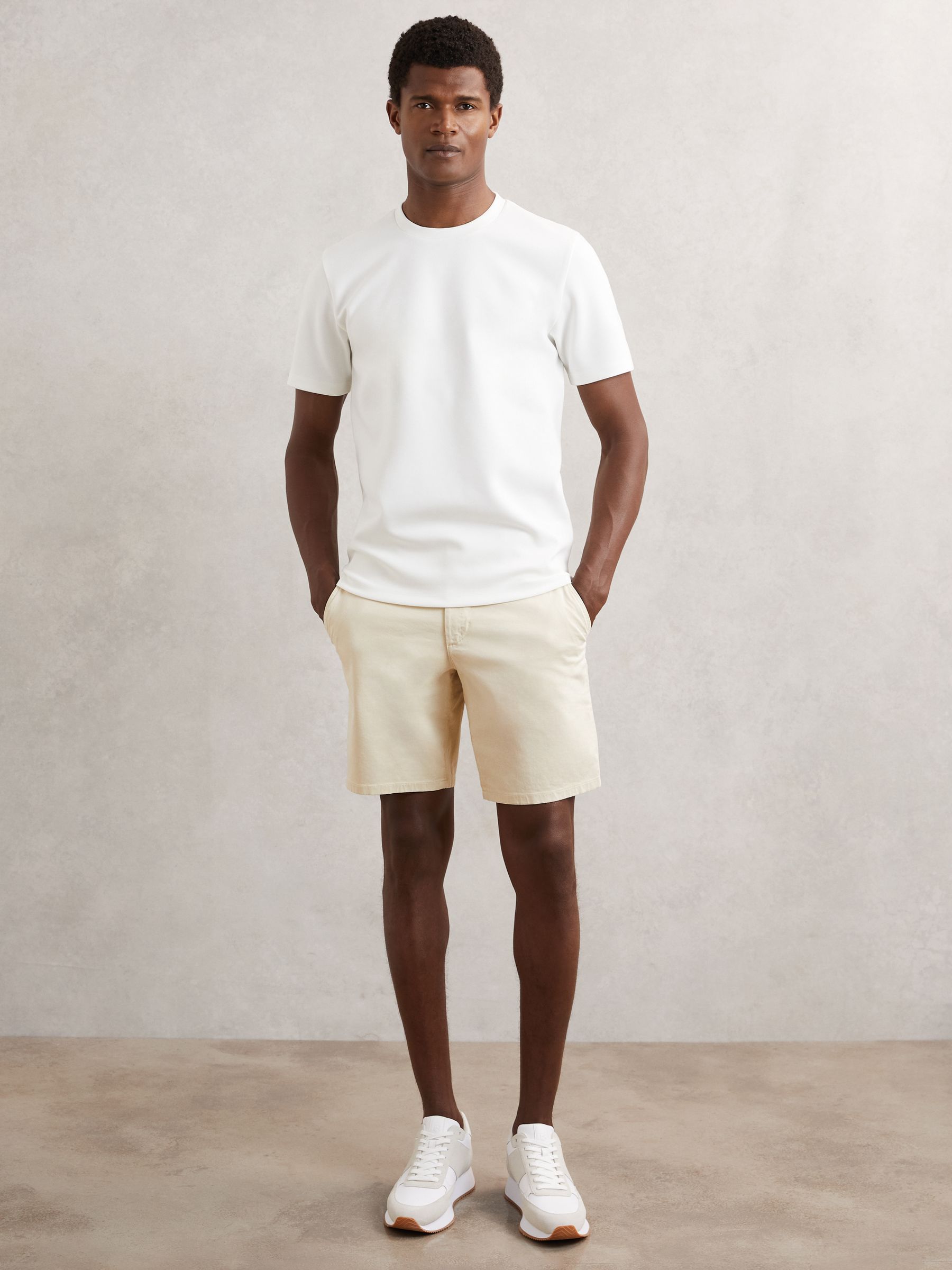 Paige Cotton Chino Shorts with Stretch in Cream (W40865) | Kč4,020