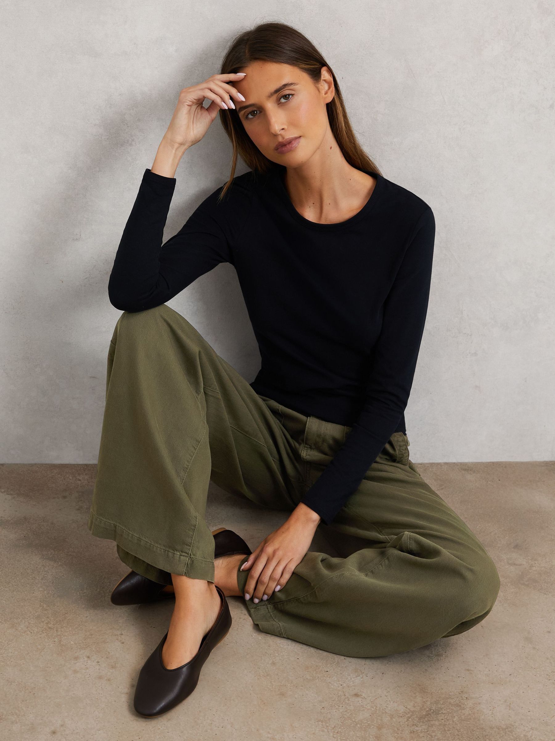Paige Rumi Pant Jeans in Khaki Green (W40952) | €365