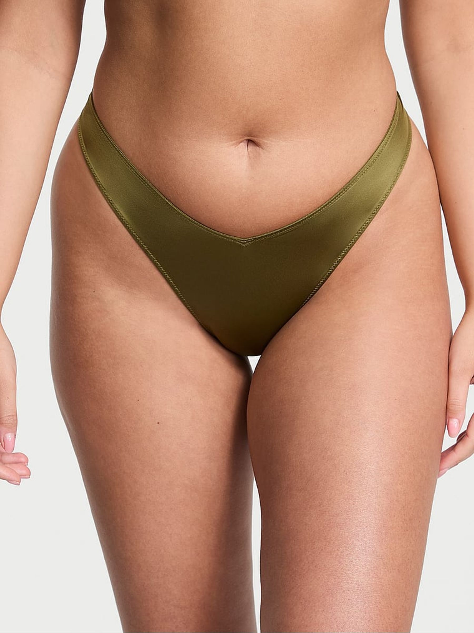Green Chameleon Thong Knickers (W41582) | €17.50