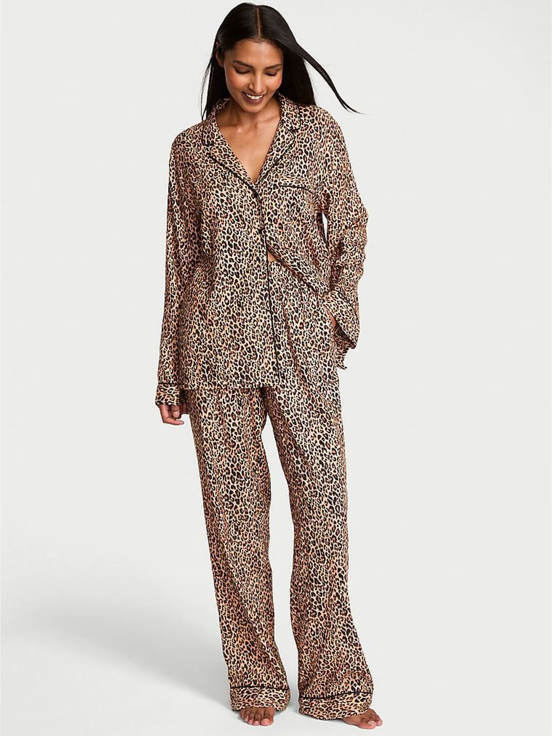 Marzipan Leo Black Flannel Long Pyjamas Set (W43109) | €75
