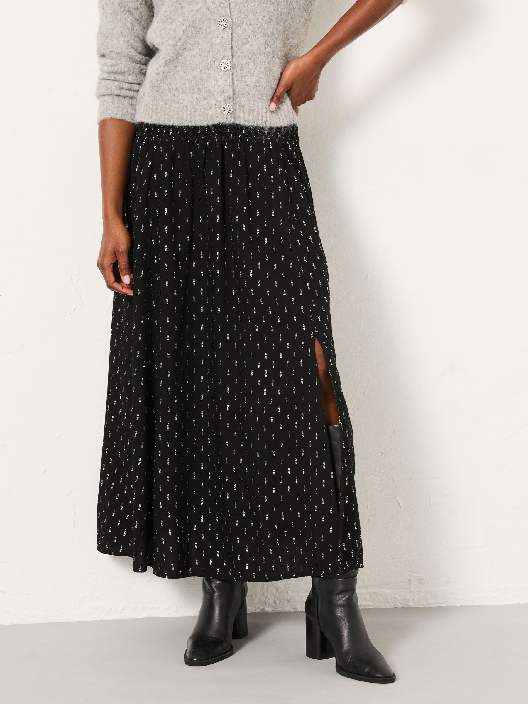 Harper Black Midi Skirt (W48233) | $113