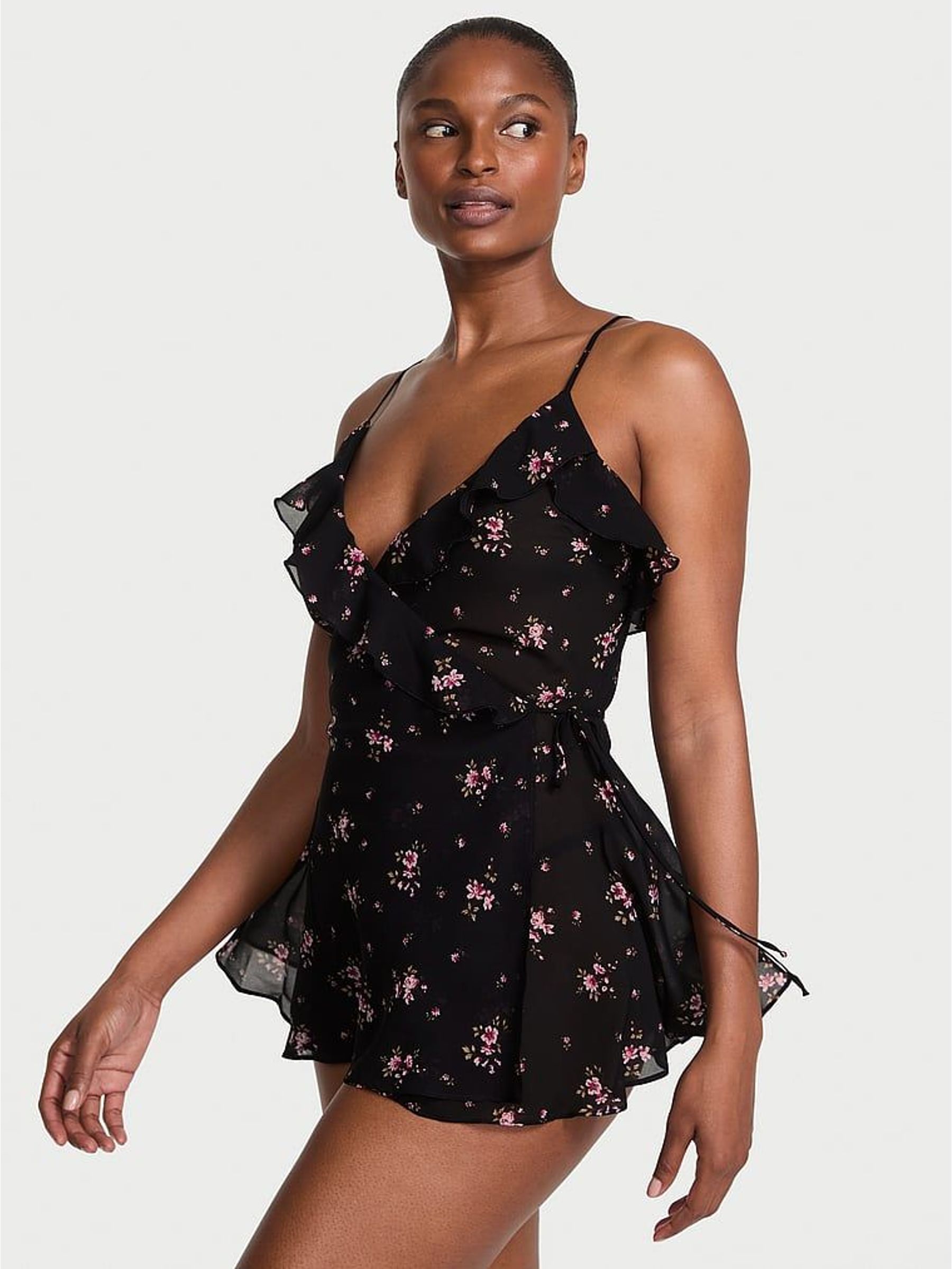 Black Wisteria Sheer Chiffon Babydoll Set (W49062) | €87