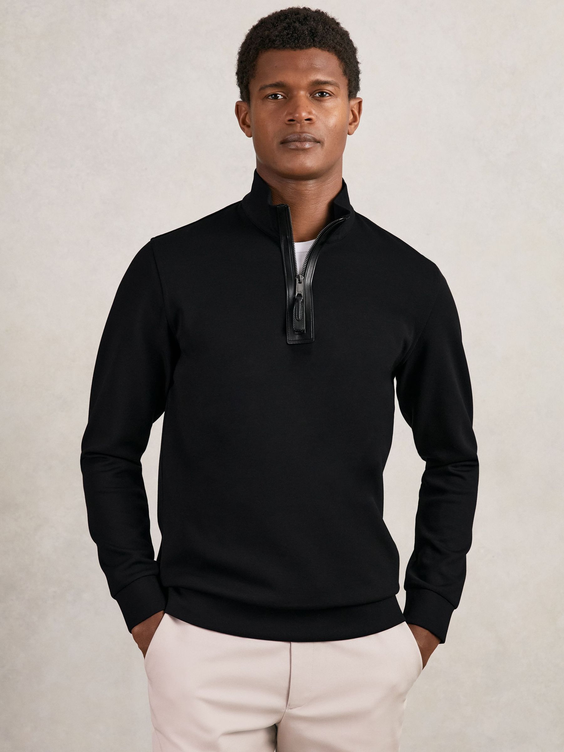 Leather-Placket Interlock Sweatshirt in Black (W55538) | 155 €
