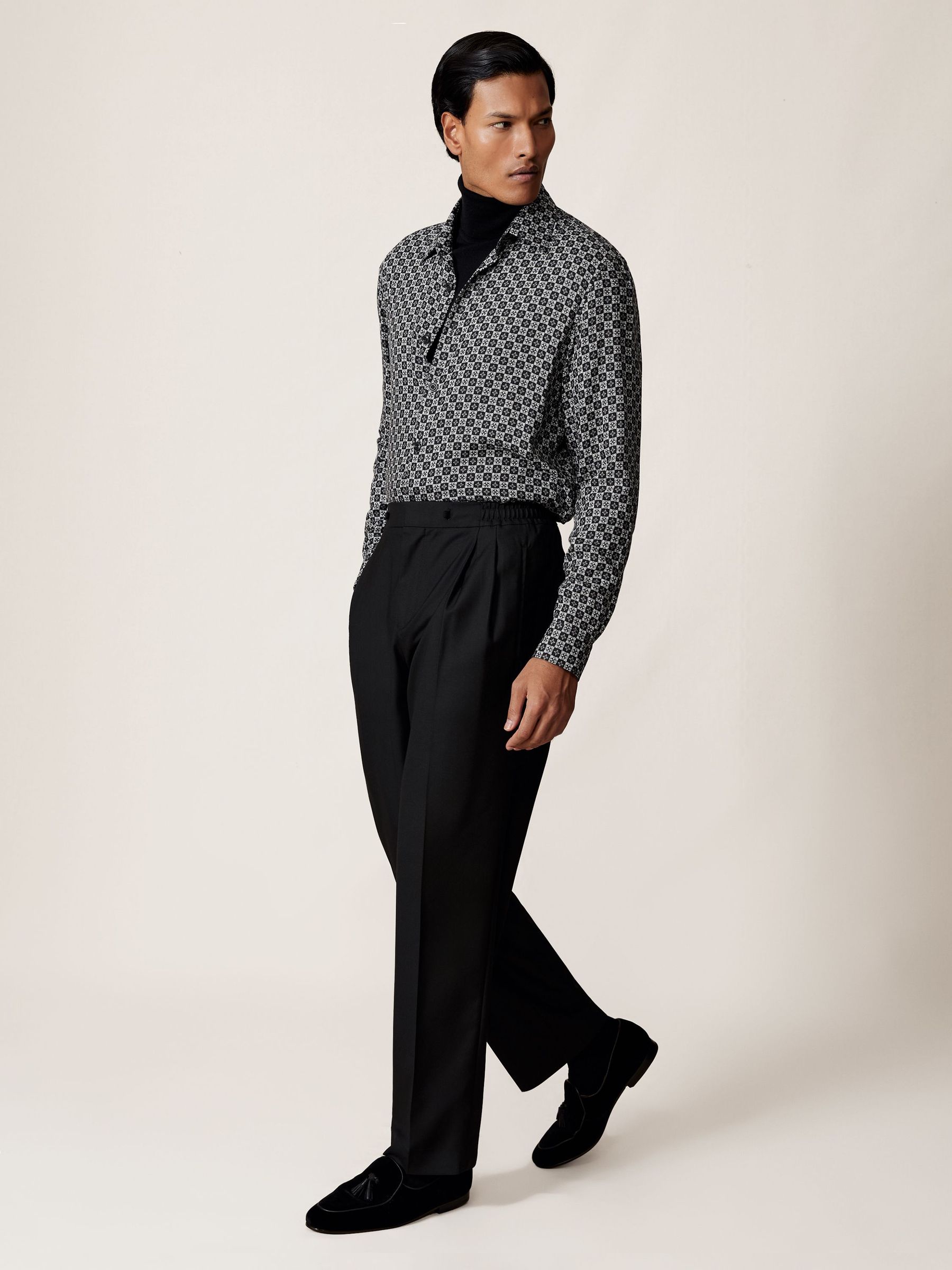 Medallion-Print Long-Sleeve Shirt in Black (W56452) | $200