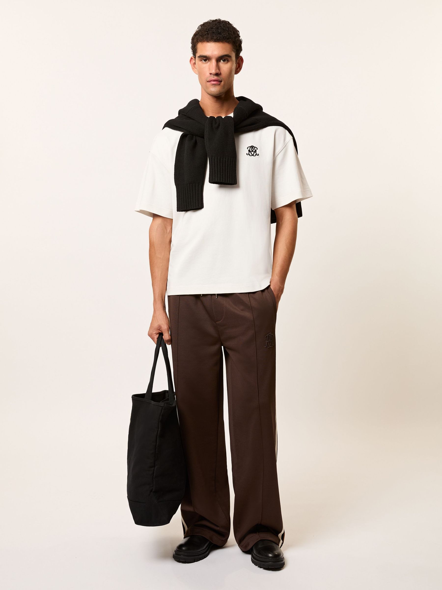 T-Shirt in Off White (W61982) | KWD30