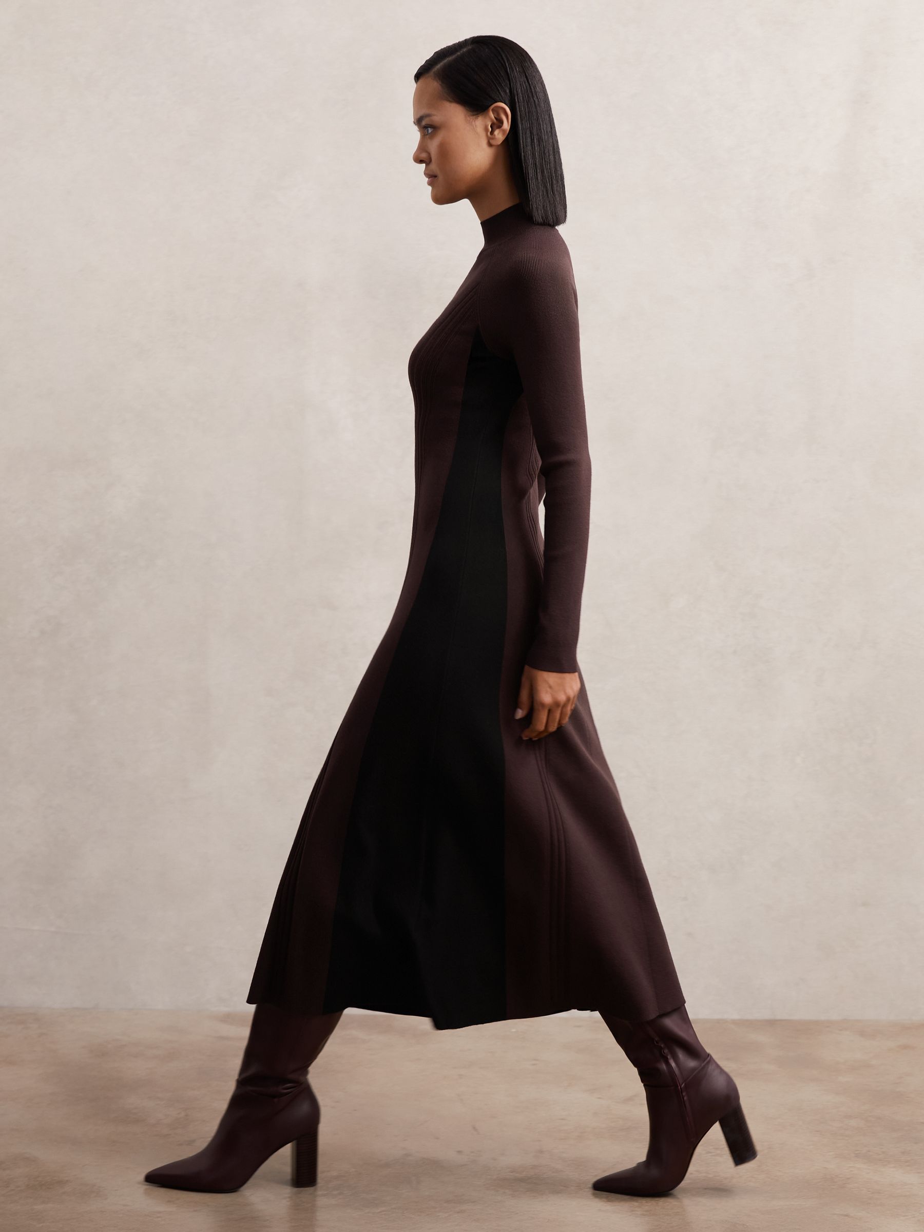 Knitted Contrast-Panel Midi Dress in Plum Purple/Black (W61985) | ₪1,035