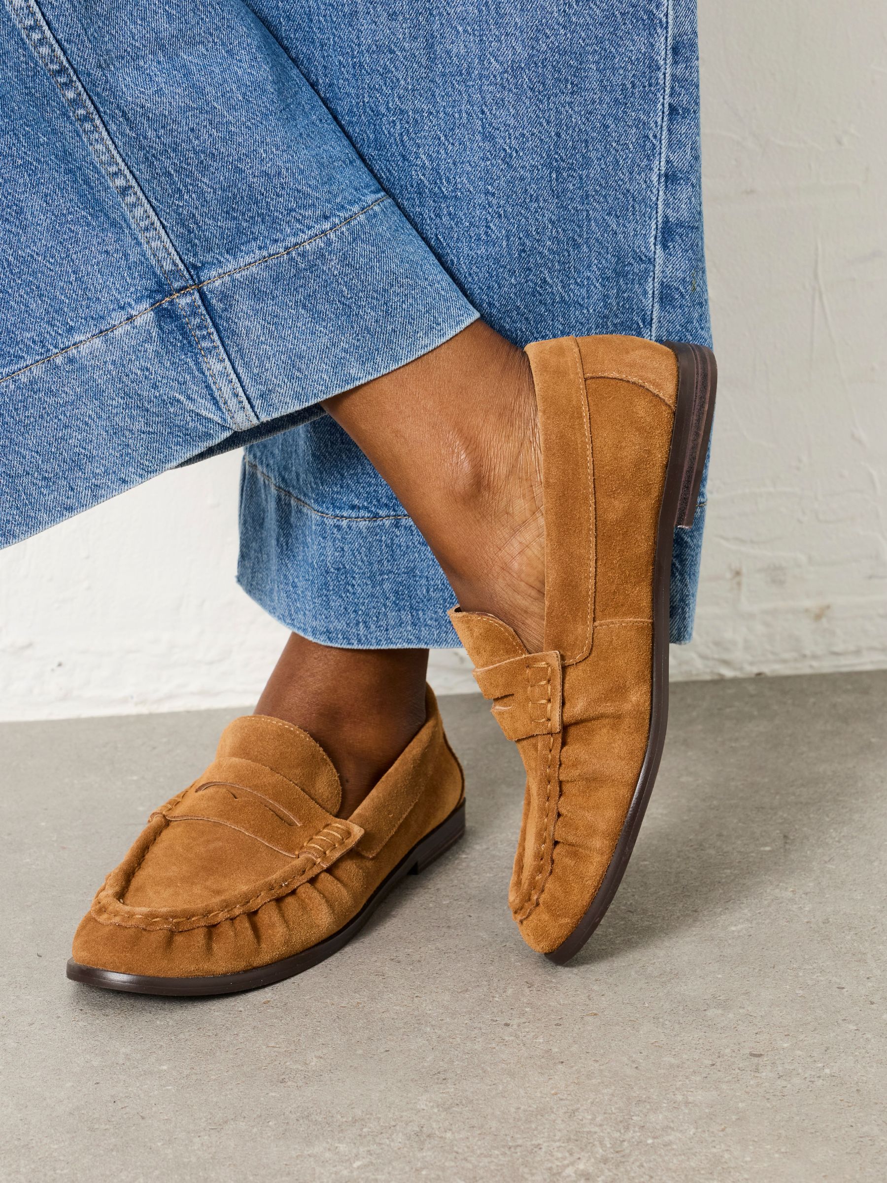Tan Brown Suede Loafer Flat (W62443) | €77.50