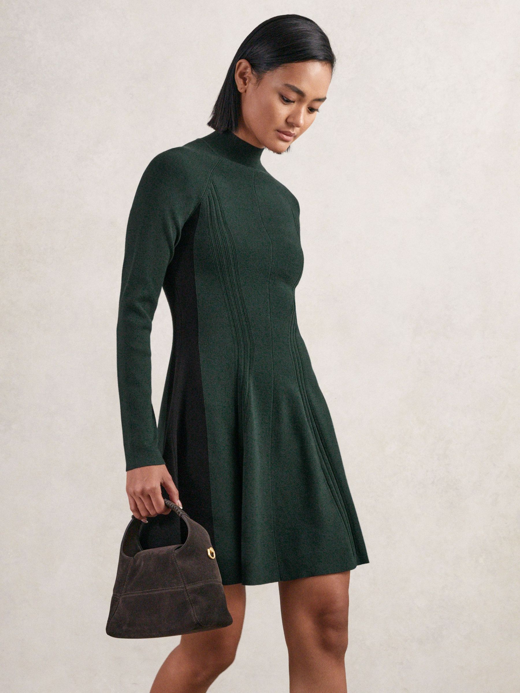 Knitted Contrast-Panel Skater Dress in Green/Black (W63989) | €205