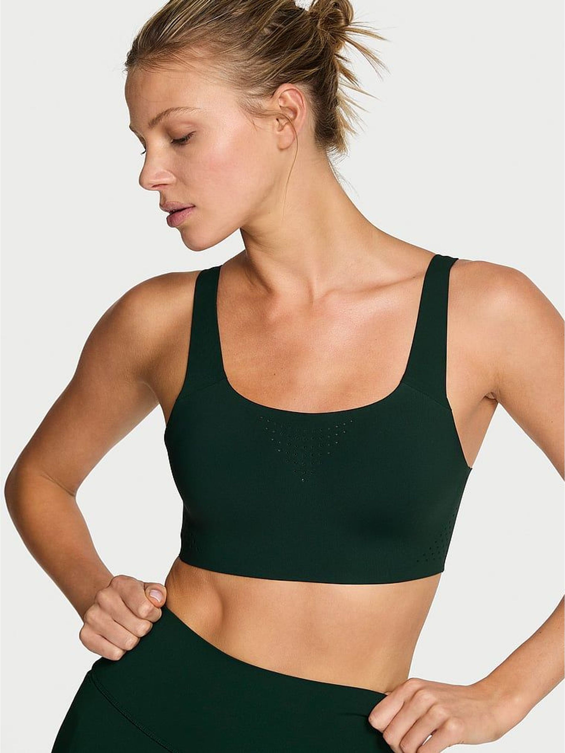 Cilantro Green Back Close Featherweight Max™ High Support Sports Bra (W67135) | €59