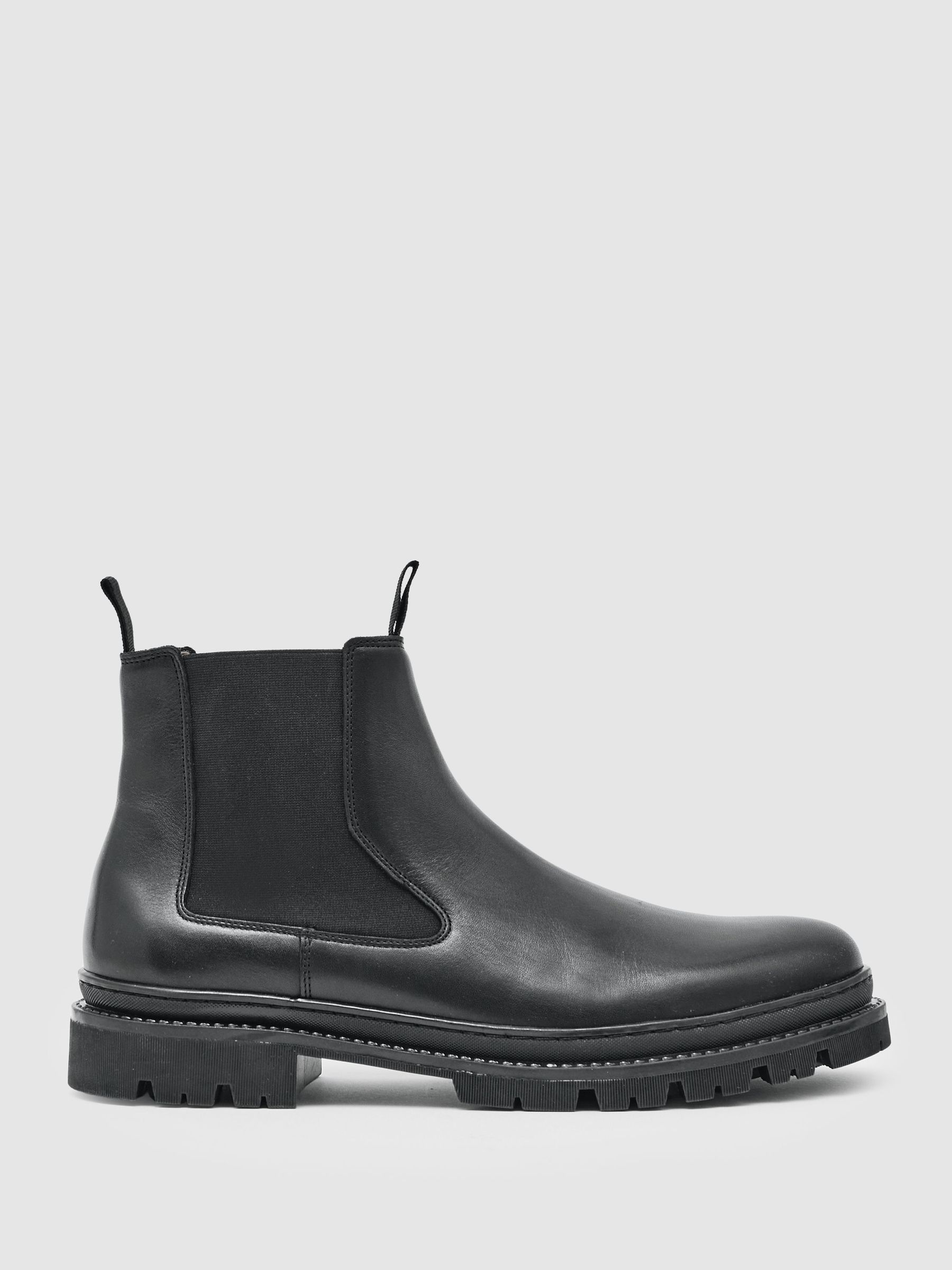Leather Chelsea Boots in Black (W67647) | €255