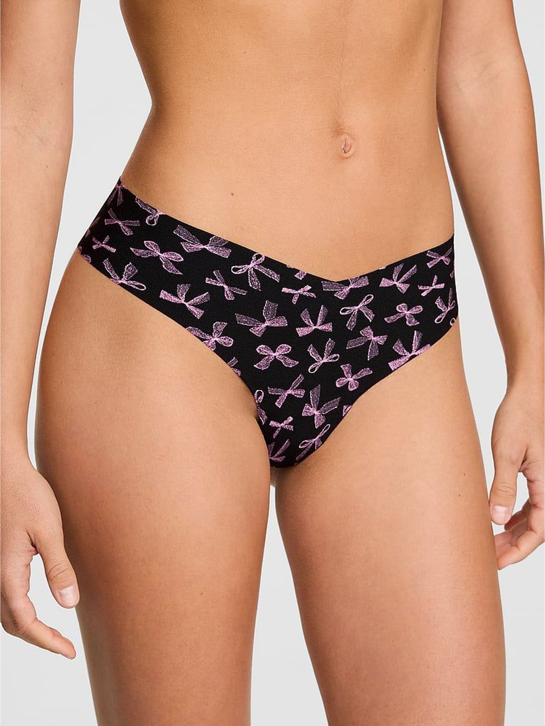Black Bow Print Thong No Show Knickers (W71529) | €13