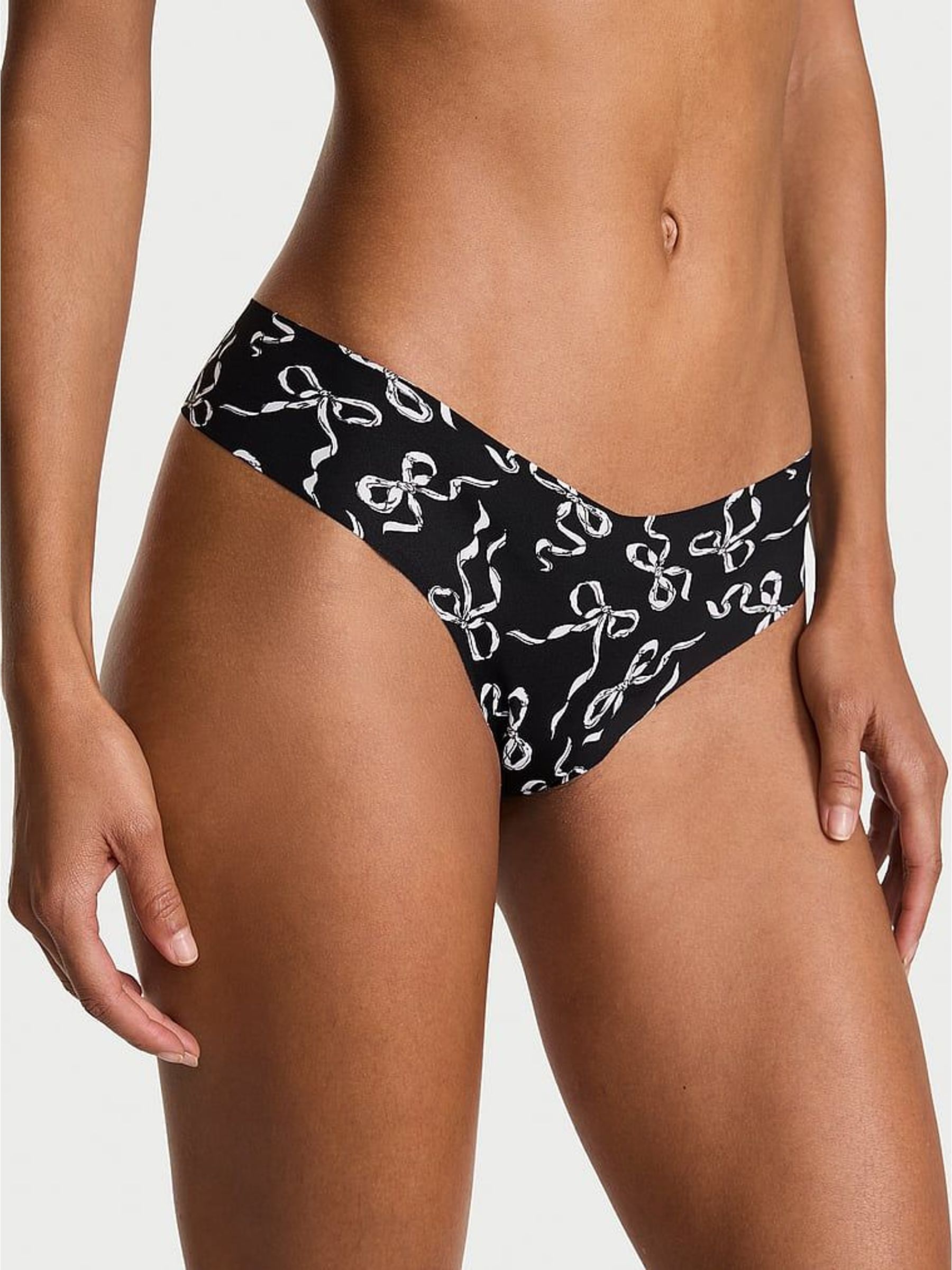 Black Bows Thong Knickers (W71627) | €13