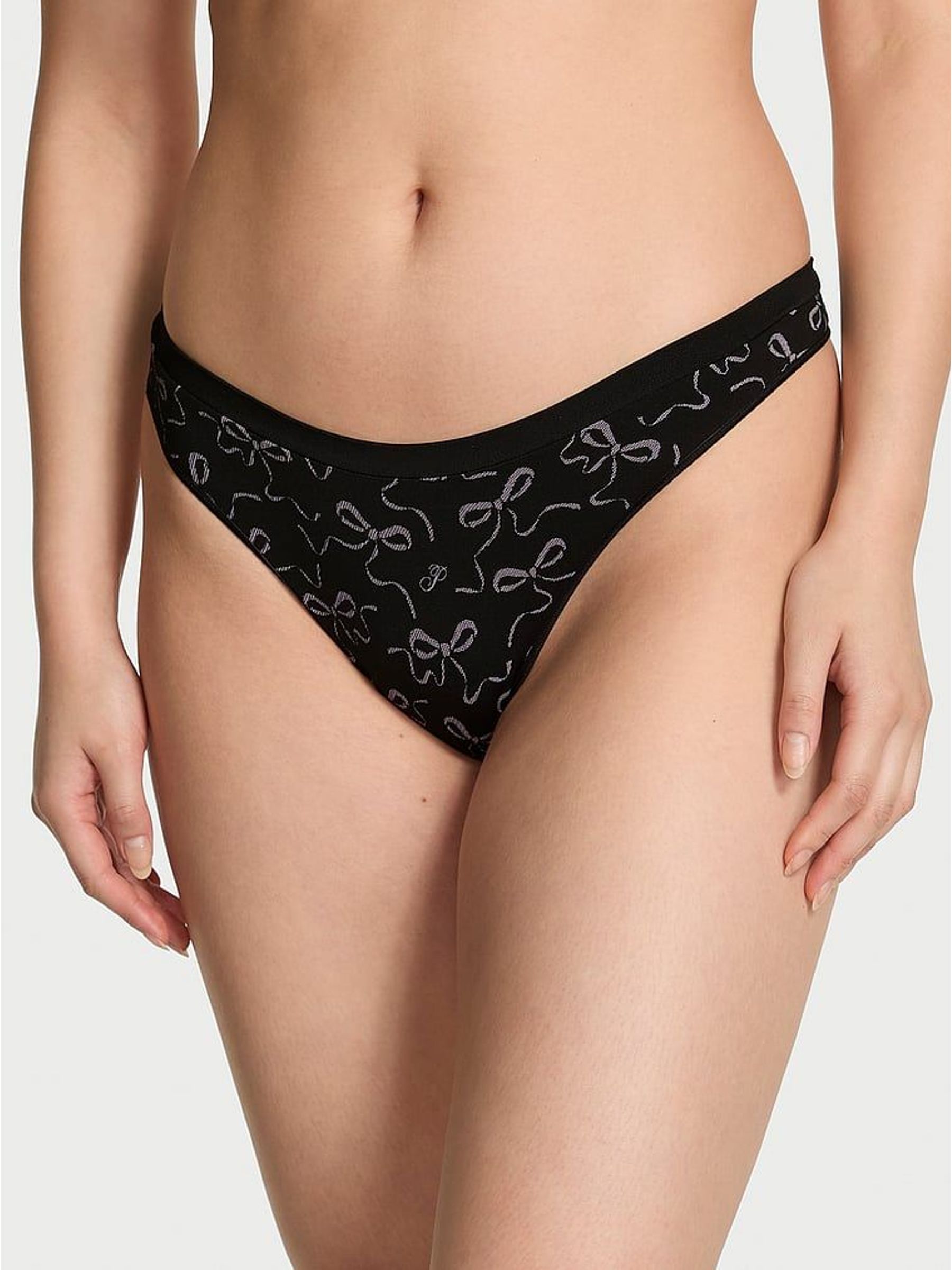 Black Bow Print Thong Seamless Knickers (W71735) | €13