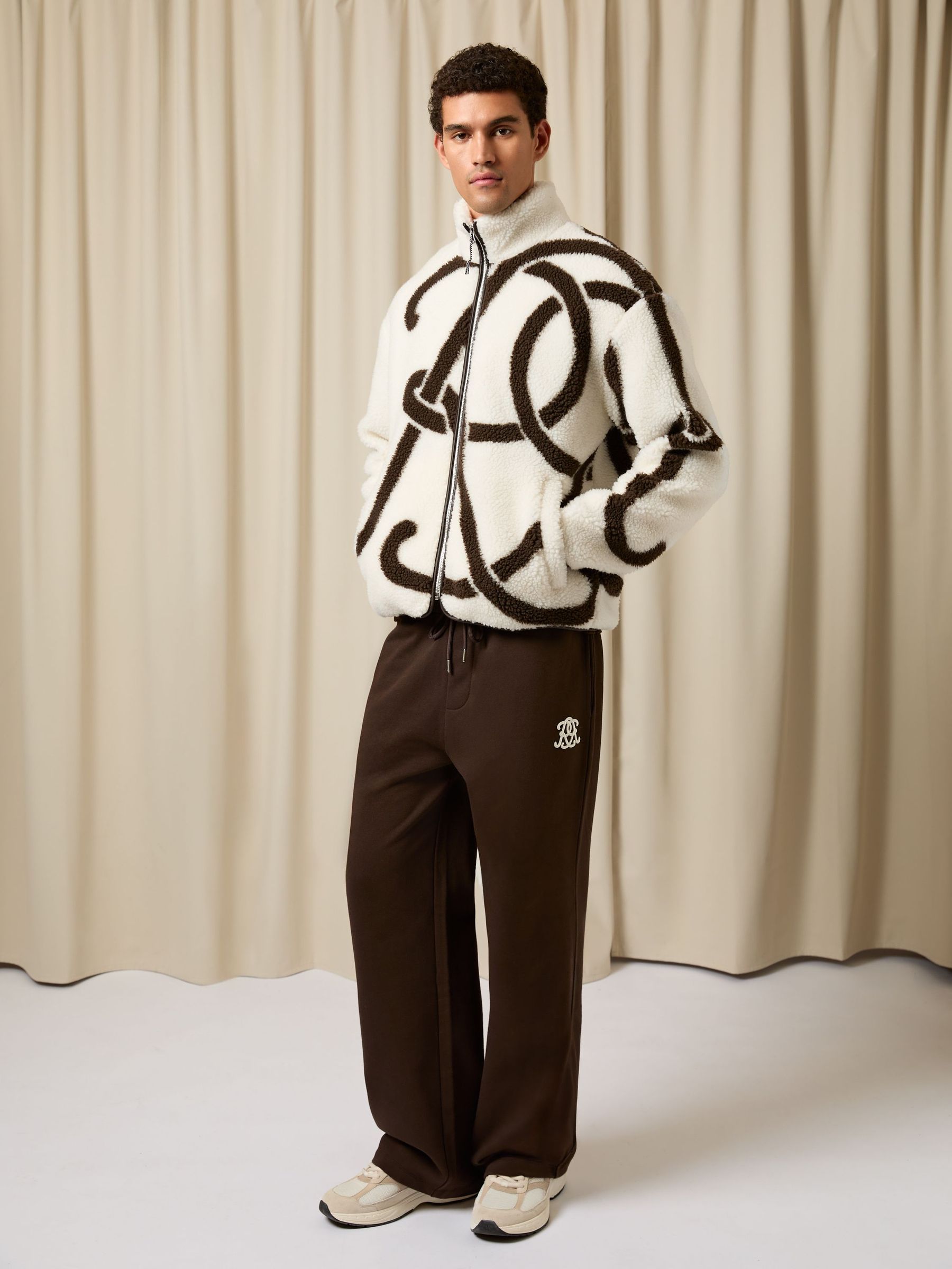 Jacket in White/Brown (W74651) | HK$2,680