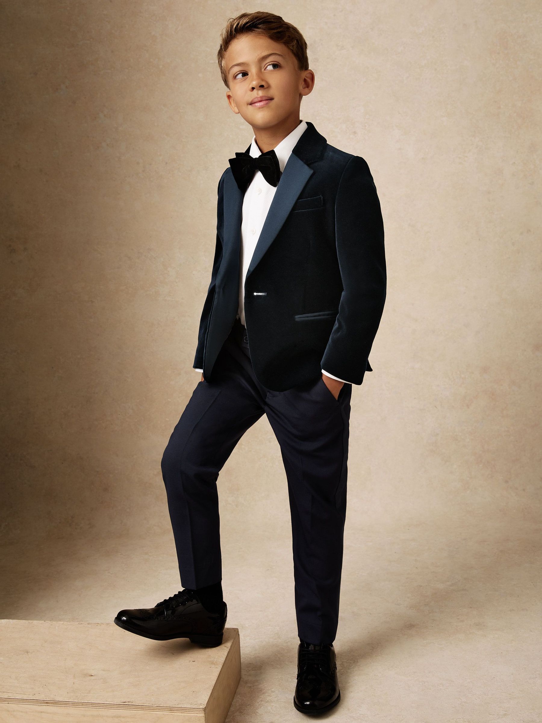 Single-Breasted Velvet Tuxedo Blazer in Navy (W74942) | $170