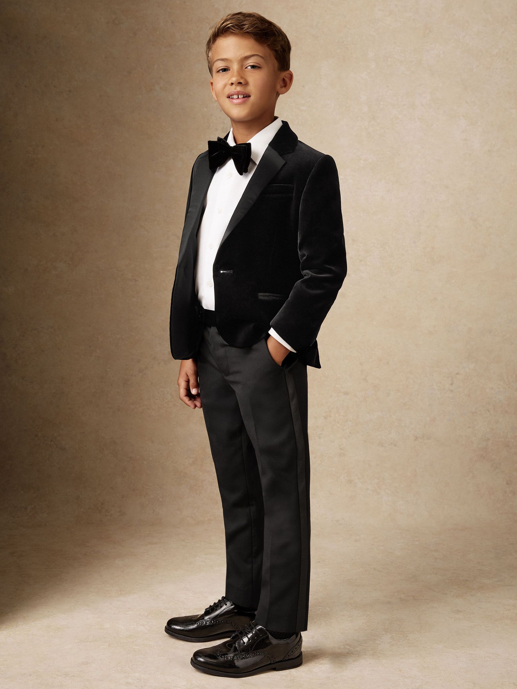 Single-Breasted Velvet Tuxedo Blazer in Black (W74948) | $185