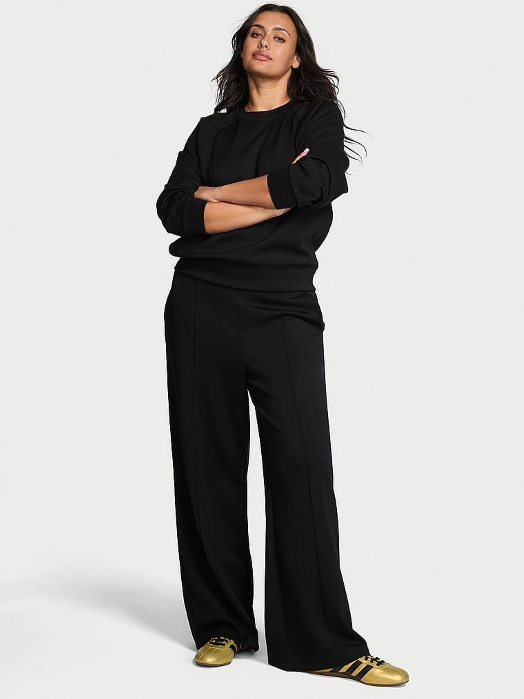Black Featherweight Knit Lounge Set 2 Piece (W76296) | €140