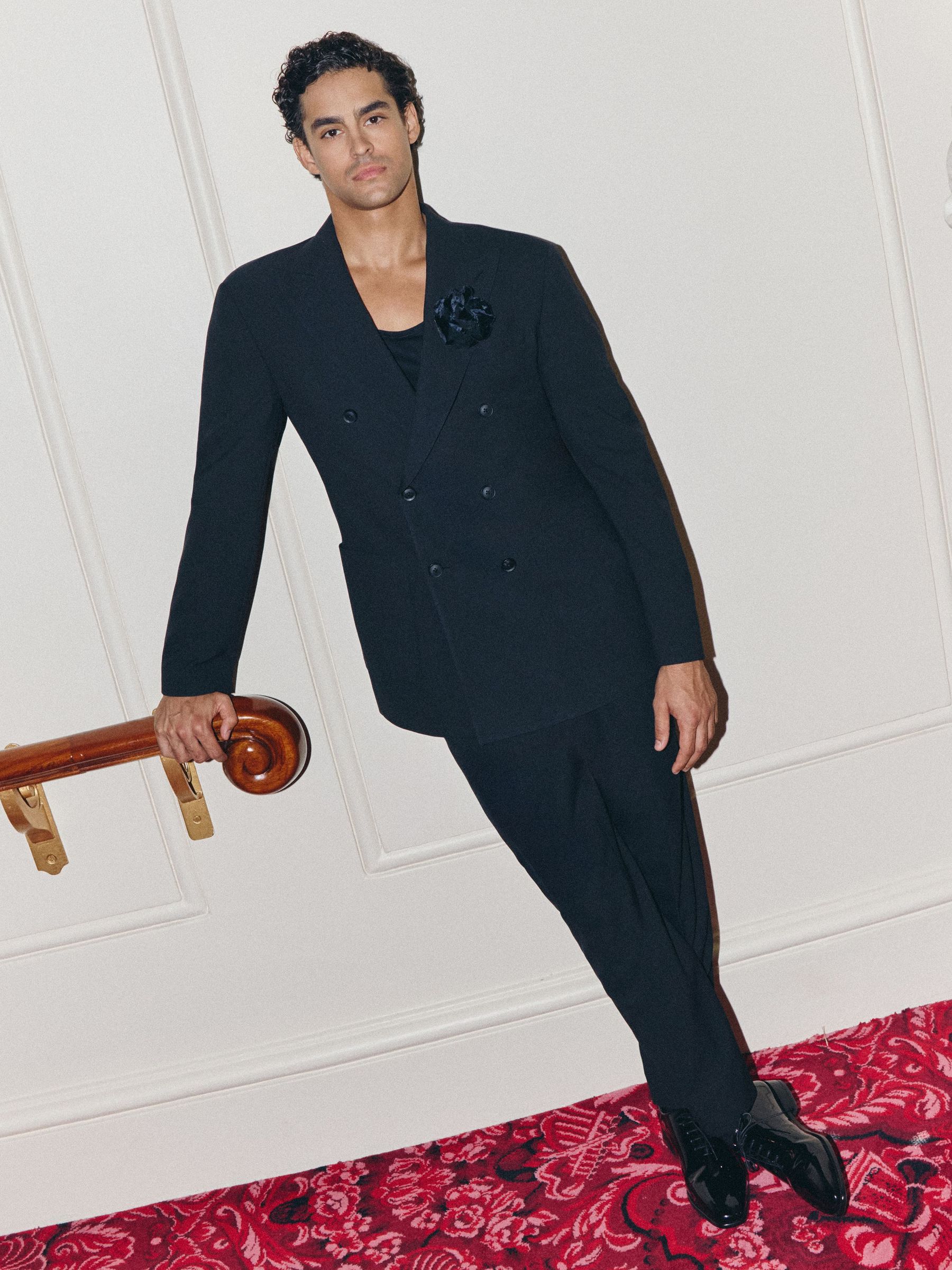 Reiss | Royal Ballet Peak-Lapel Blazer in Black (Y11989) | ₪2,000
