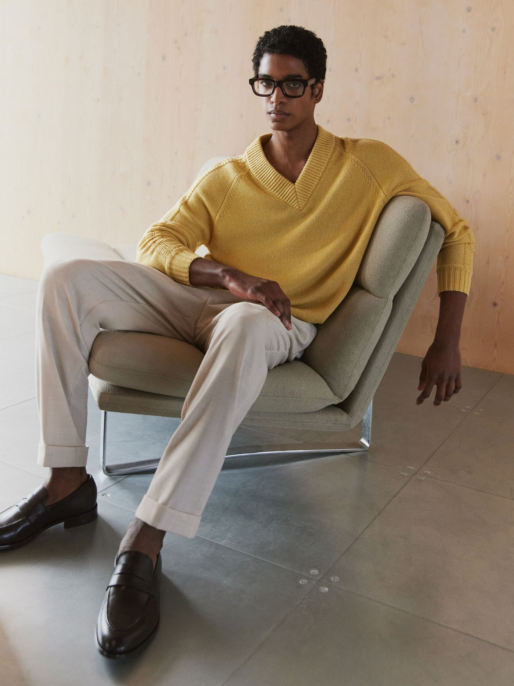 Wool-Blend Rib-Detail V-Neck Jumper in Buttercup Yellow (Y27625) | HK$1,660