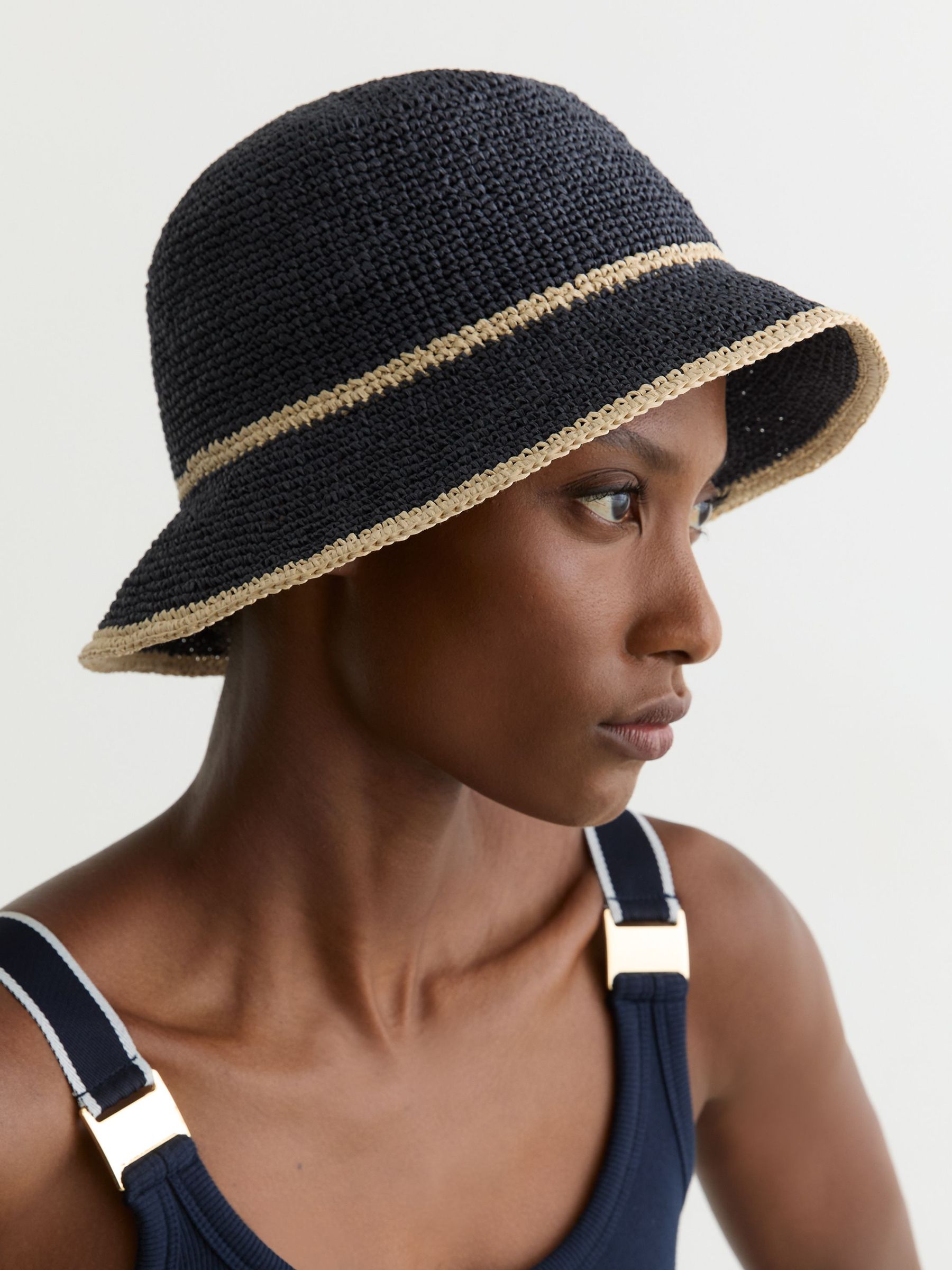 Tipped Straw Bucket Hat in Navy (Y31882) | CHF 75