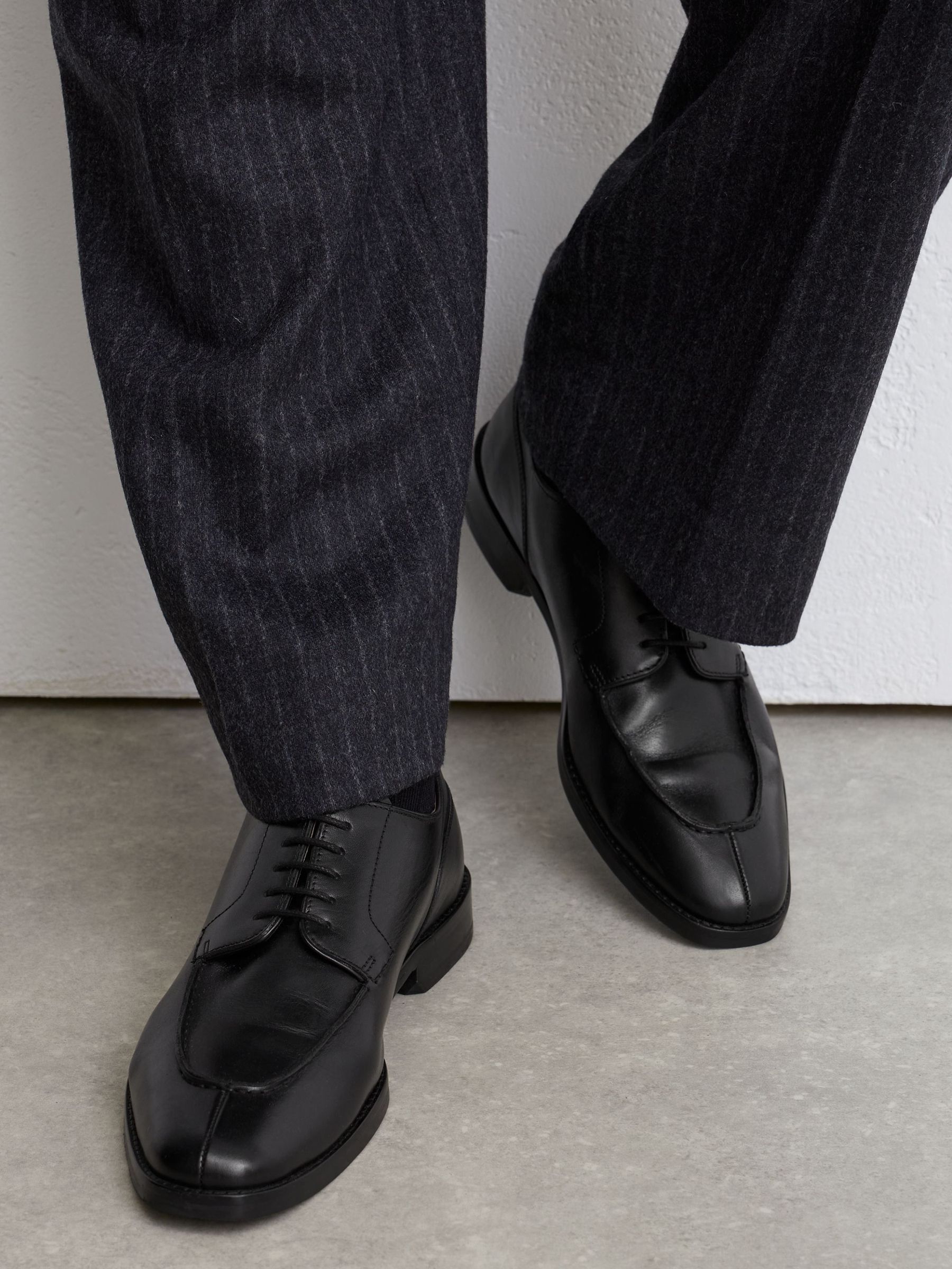 Black - Regular Leather Split-toe Derby Shoes
