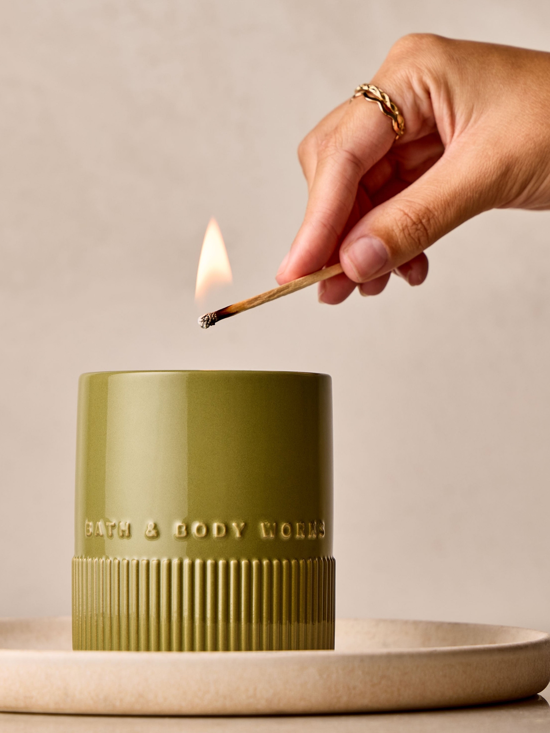 Sea Salt & Musk Single Wick Ceramic Candle 227g - Image 5 of 5 Sea Salt & Musk Single Wick Ceramic Candle 227g - Image 5 of 5