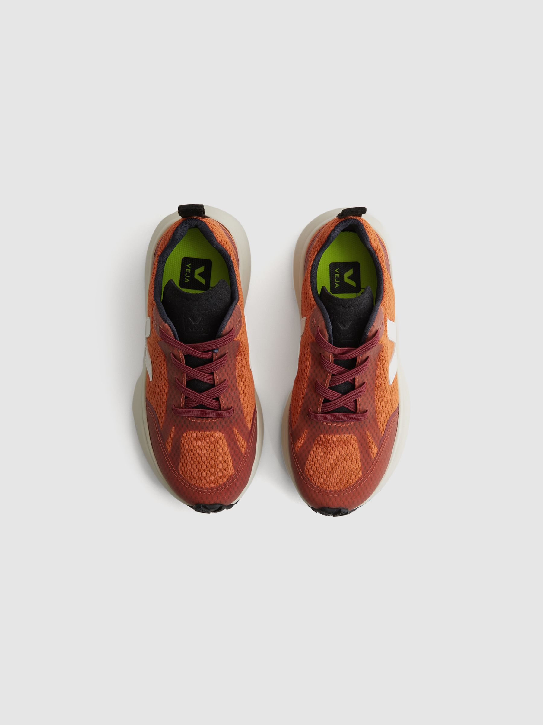 Veja Mesh Trainers in Pumpkin White - Image 2 of 4