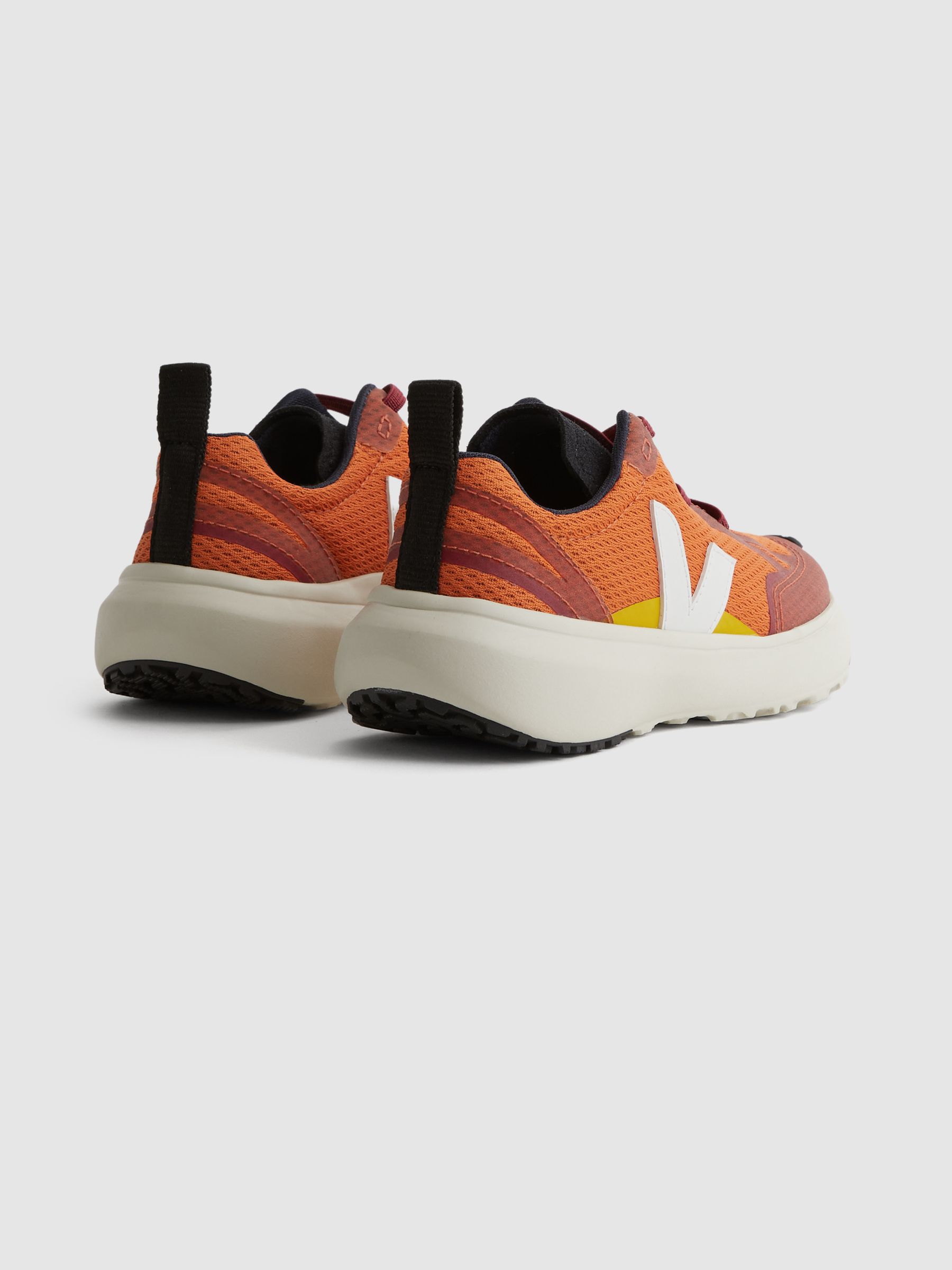 Veja Mesh Trainers in Pumpkin White - Image 3 of 4