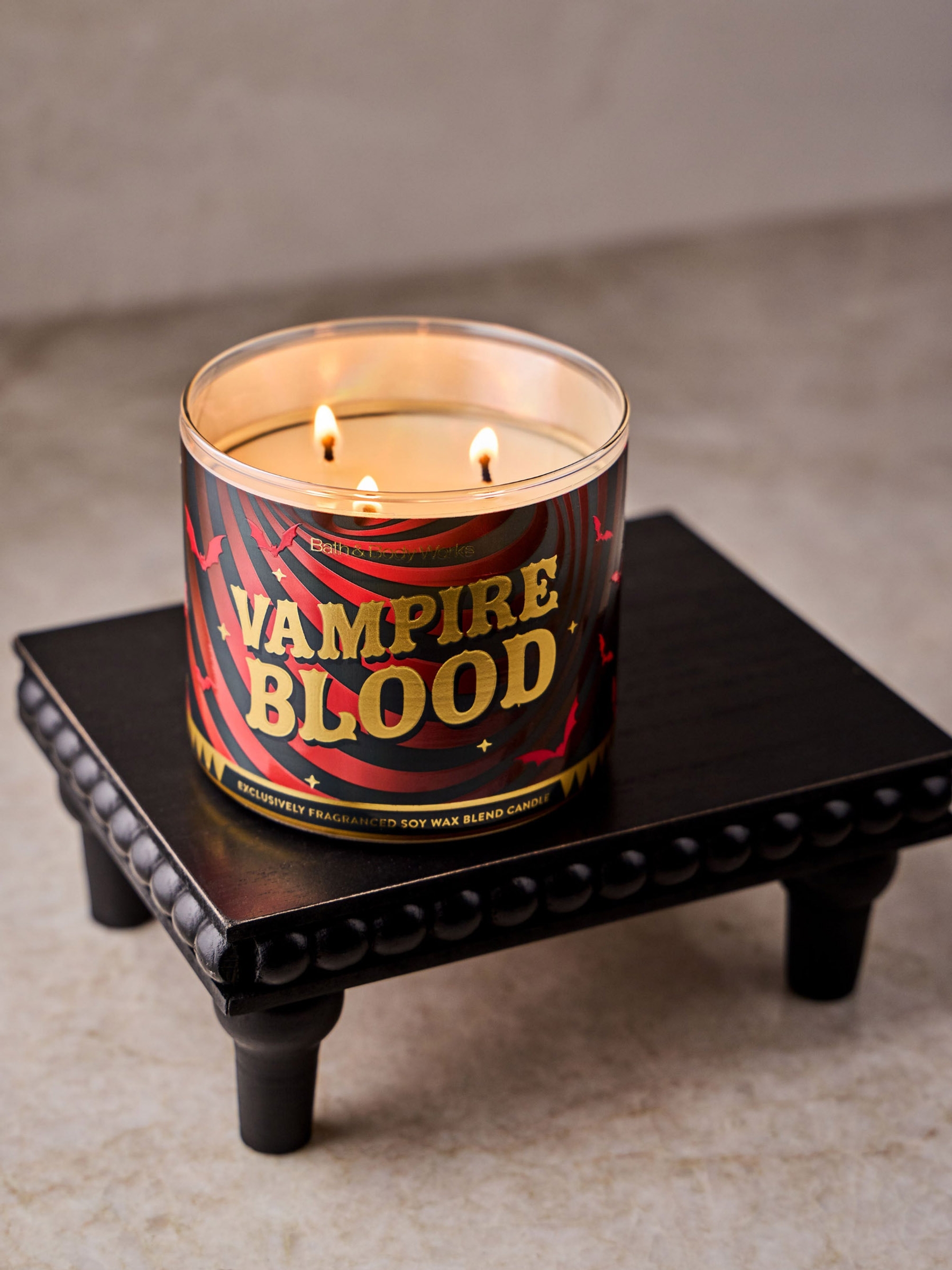 Vampire Blood 3-Wick Candle 411g - Image 3 of 4