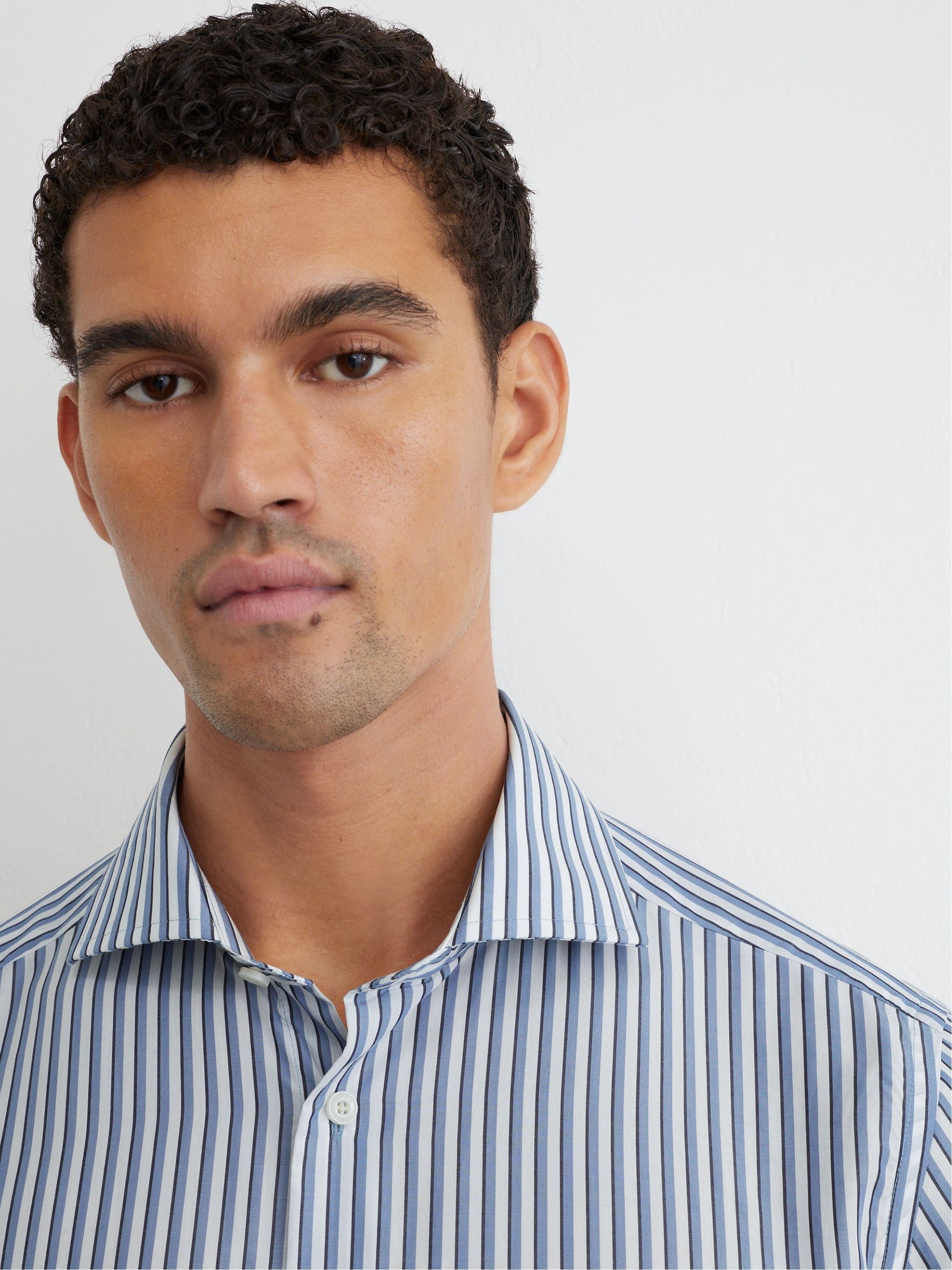 Shirt in White/Blue Stripe - Image 4 of 7