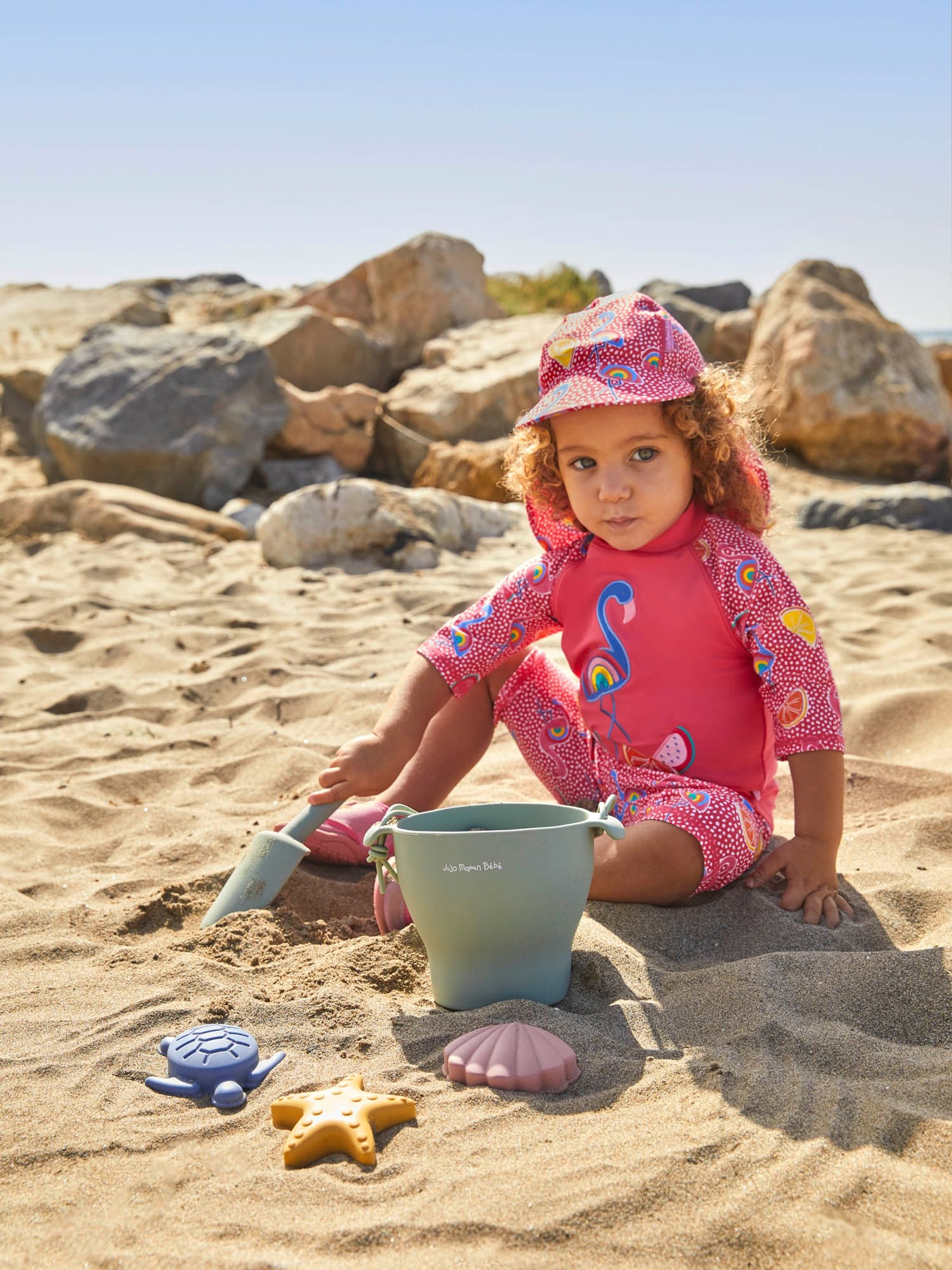 Silicone Bucket and Spade Set - Image 3 of 7