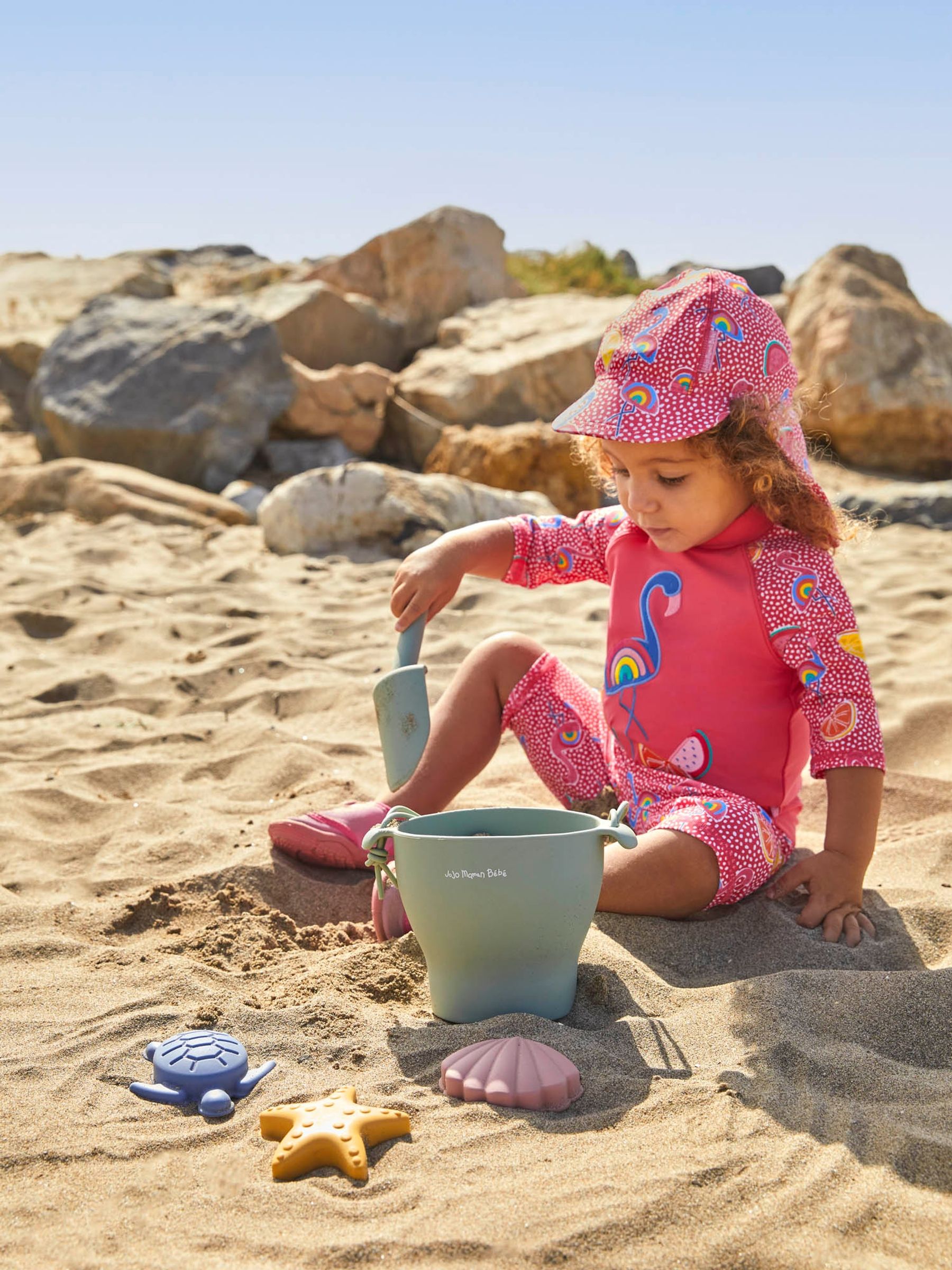Silicone Bucket and Spade Set - Image 4 of 7