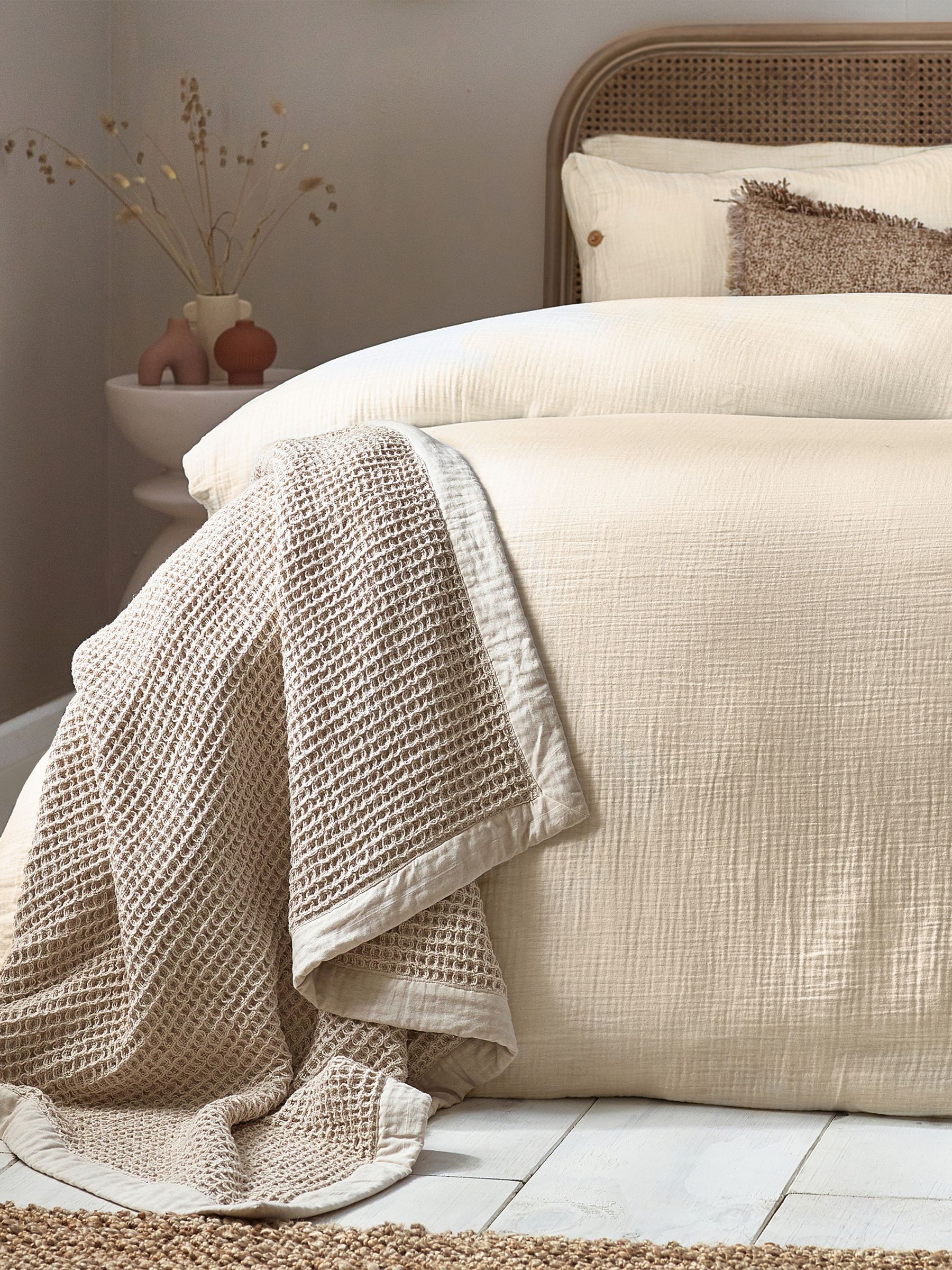 Yard Natural Lark Muslin 100% Cotton Duvet Cover Set - Image 4 of 4