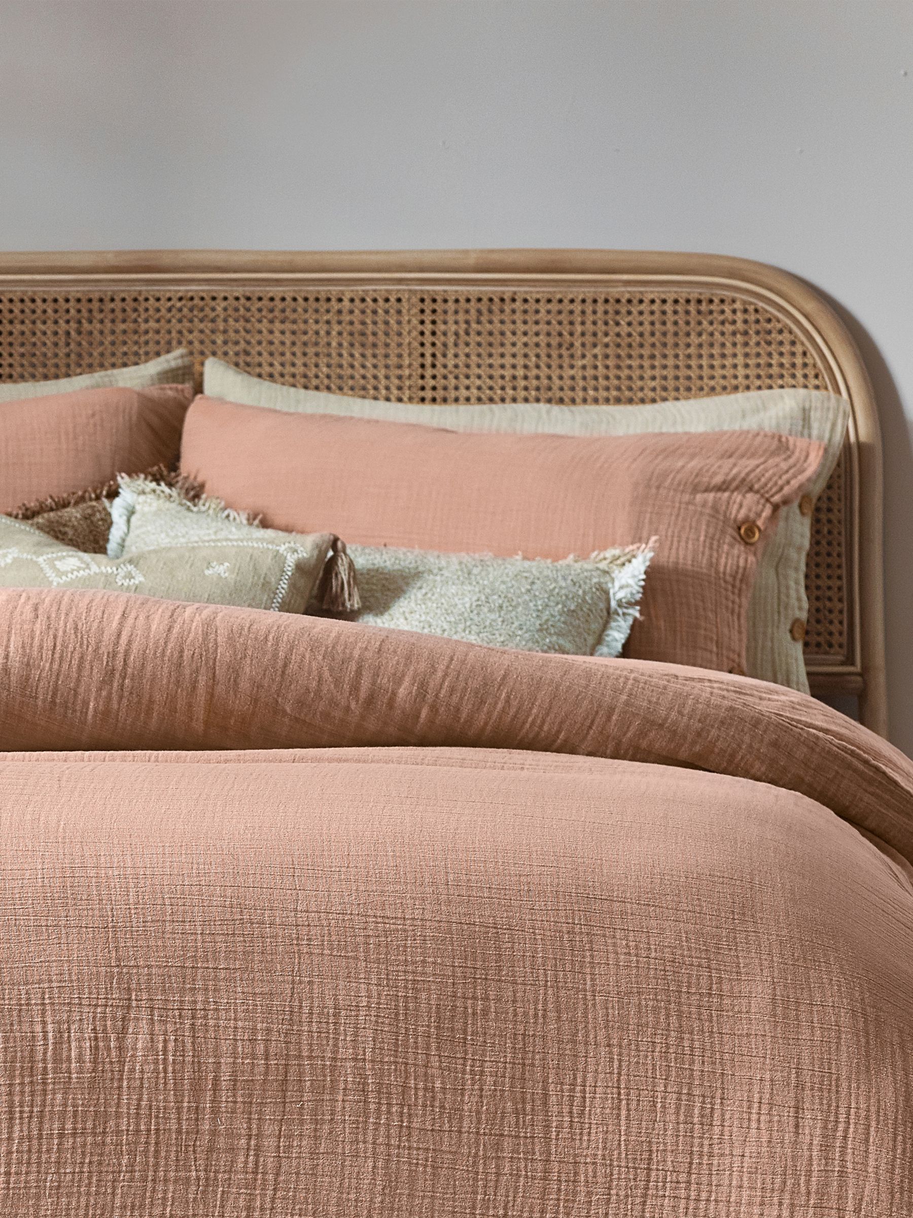 Yard Pink Clay Lark Muslin 100% Cotton Duvet Cover and Pillowcase Set - Image 3 of 4