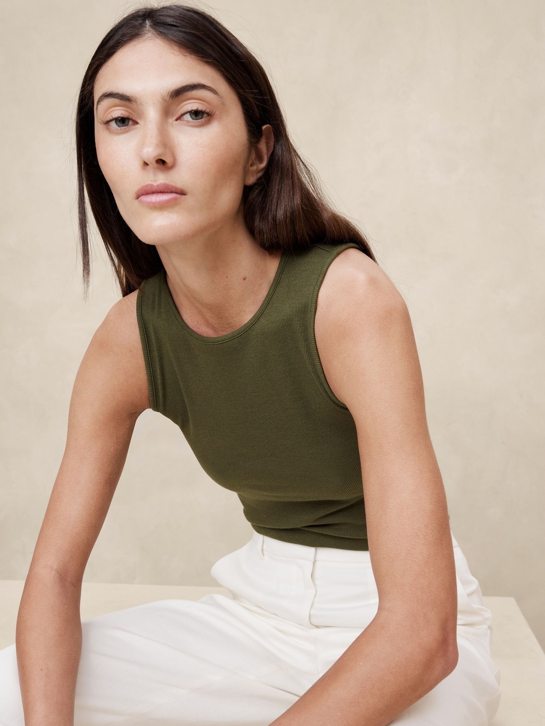 Banana Republic Green Ribbed Cutaway Tank Sleeveless Vest - Image 1 of 1