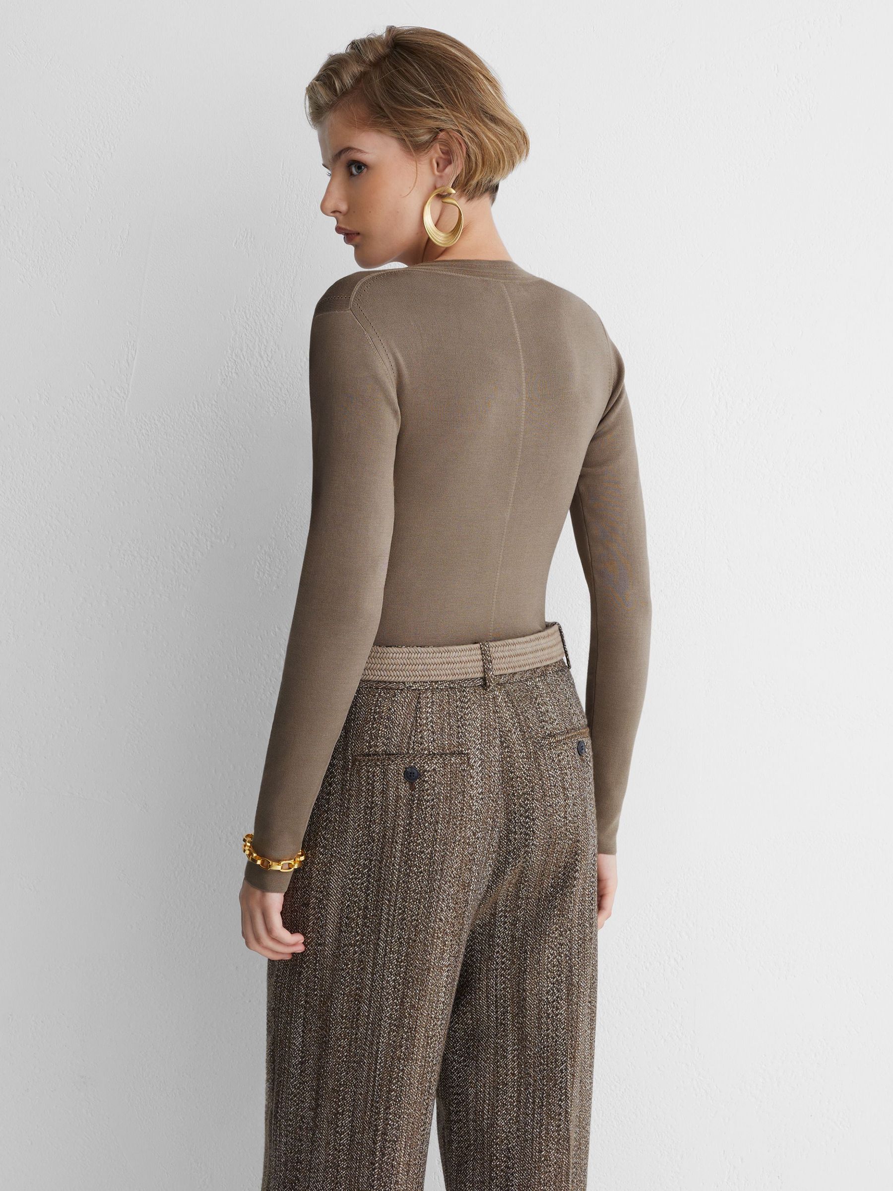 Atelier Silk-Blend Knit V-Neck Jumper in Taupe - Image 6 of 8