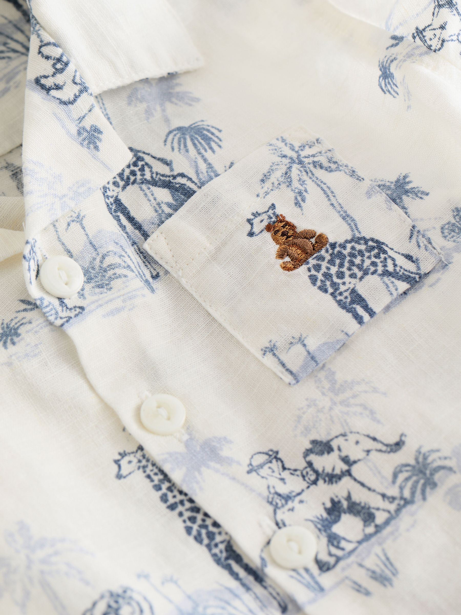 White Brannan Bear Print Shirt, Shorts & Hat Set (Newborn-24mths) - Image 5 of 6