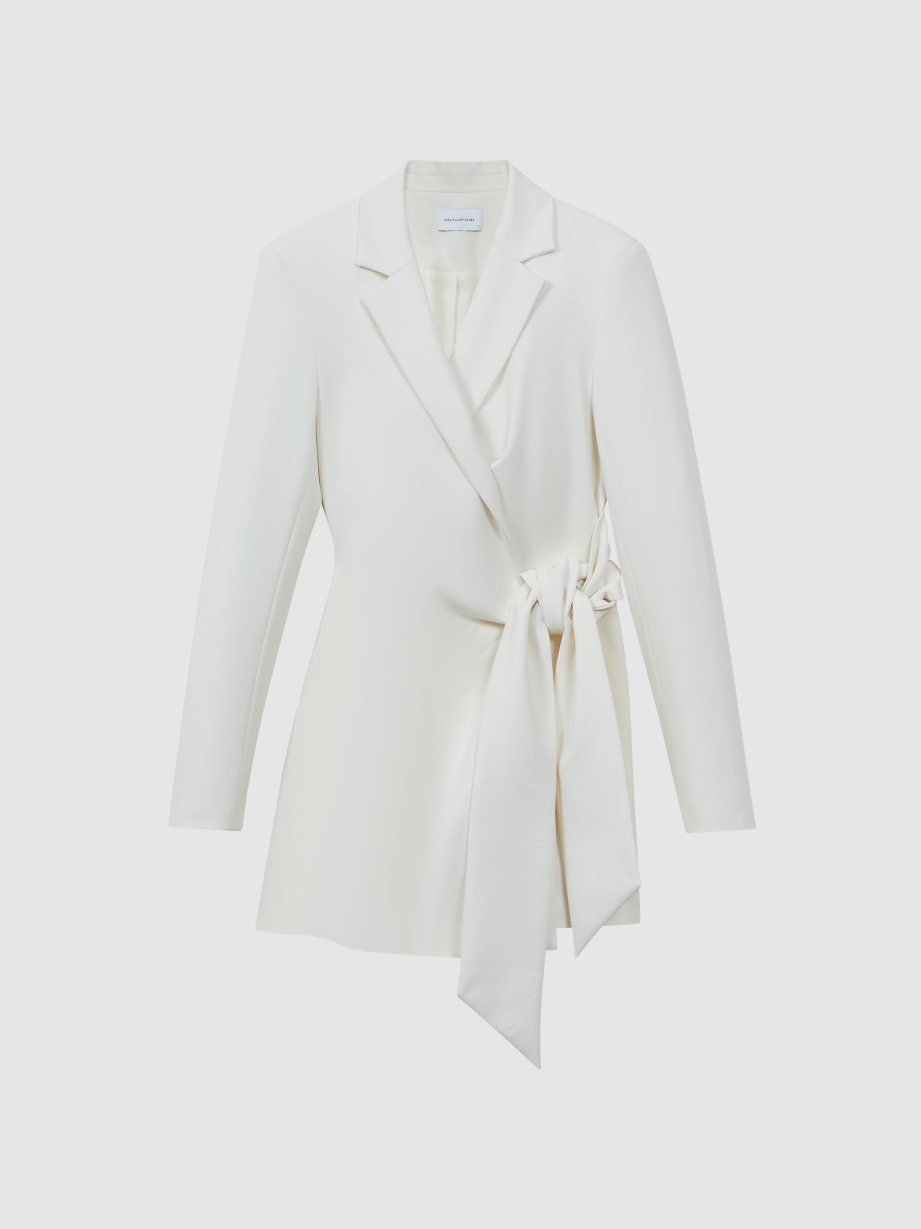 【海外限定】REISSブレザー☆Atelier Dion Blazer, White Reiss Petite Double Breasted Crepe Suit Blazer in White - REISS