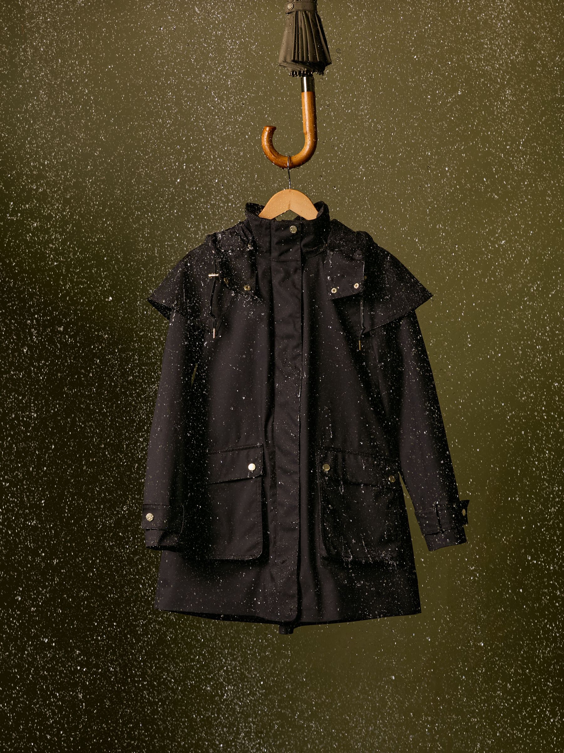Edinburgh Black Premium Waterproof Hooded Raincoat - Image 8 of 11
