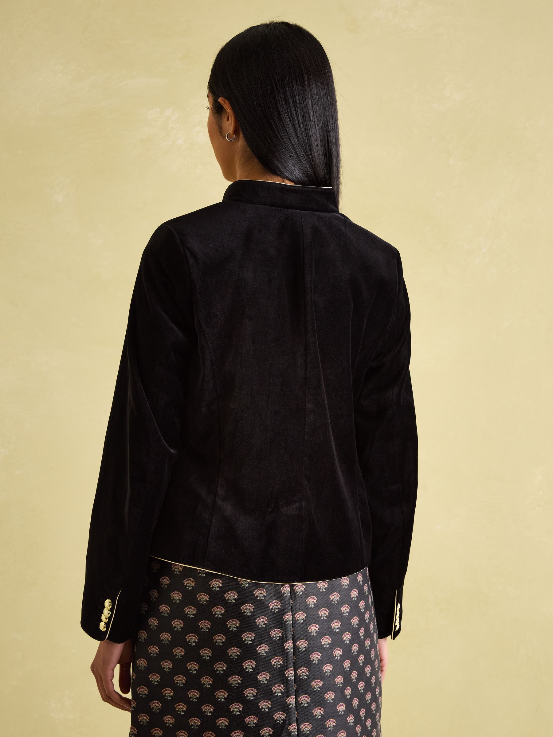Hollington Black Velvet Band Jacket - Image 2 of 8
