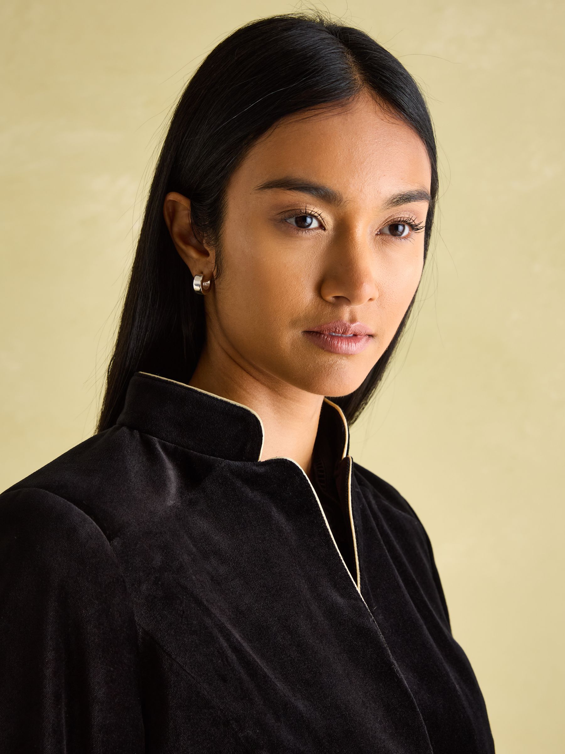 Hollington Black Velvet Band Jacket - Image 5 of 8