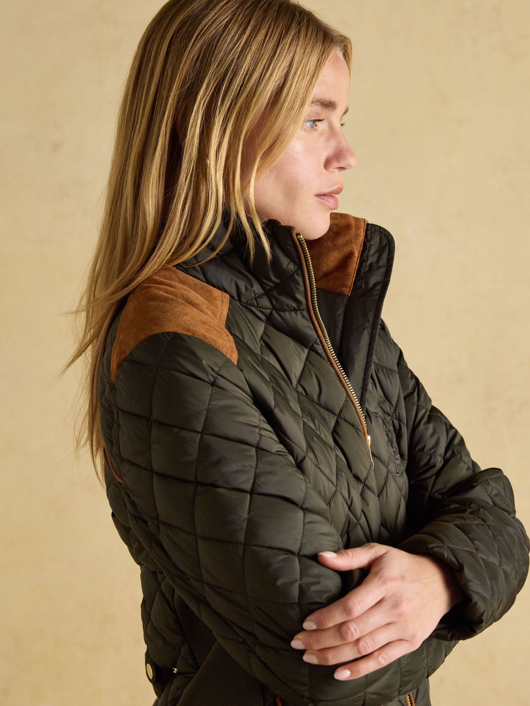 Braemar Luxe Khaki Green Showerproof Diamond Quilted Coat - Image 4 of 6
