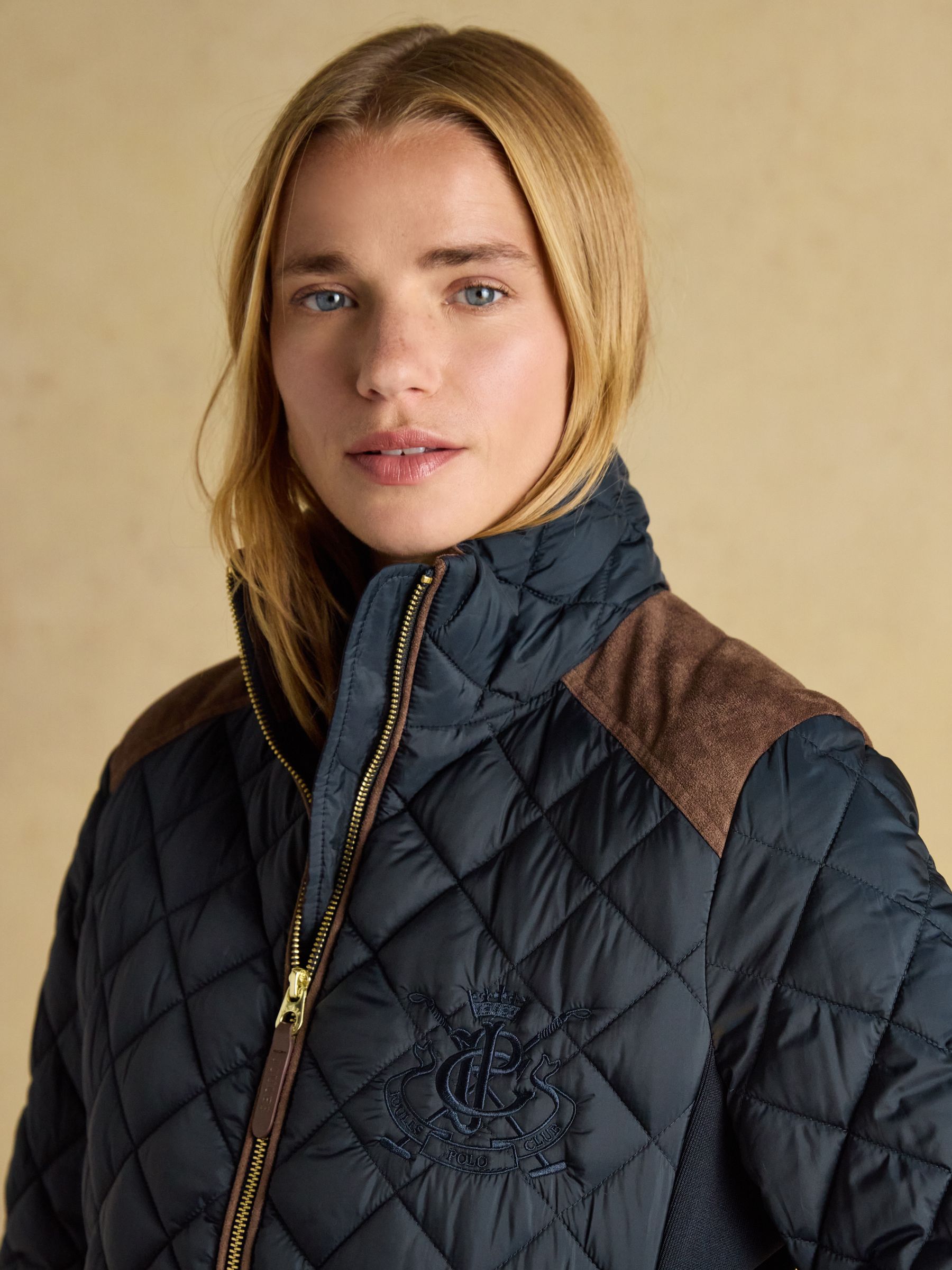 Braemar Luxe Navy Showerproof Diamond Quilted Coat - Image 4 of 8