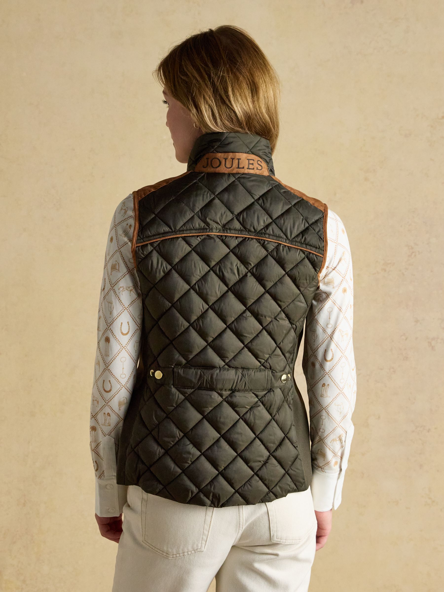Braemar Luxe Khaki Green Showerproof Diamond Quilted Gilet | Joules