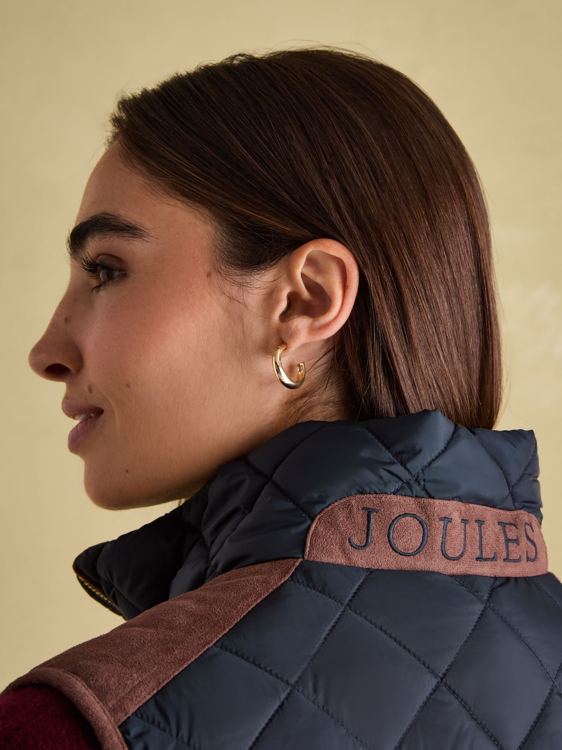Braemar Luxe Navy Showerproof Diamond Quilted Gilet - Image 7 of 8